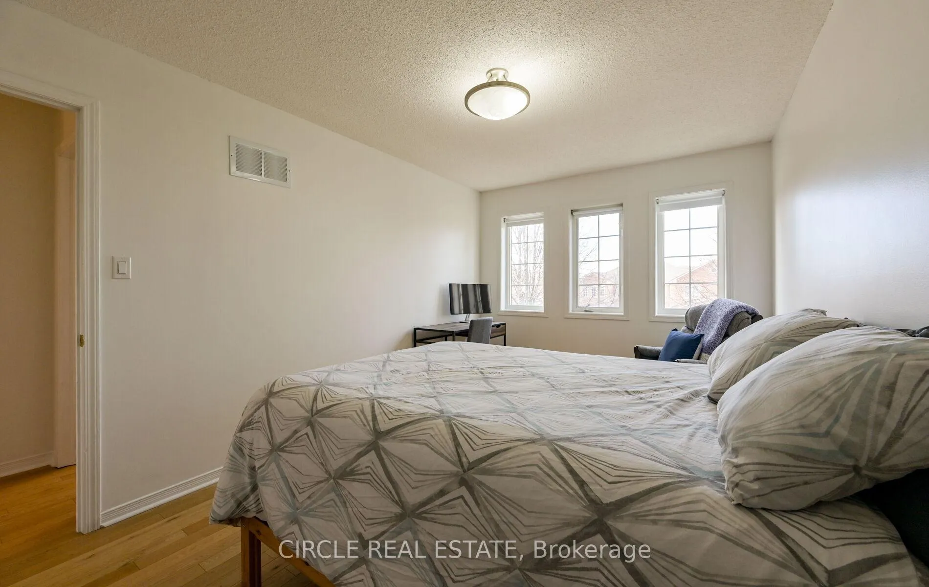 Photo 24 of 168 Twin Pines Crescent, Brampton, Northwest Sandalwood Parkway — HOMEH