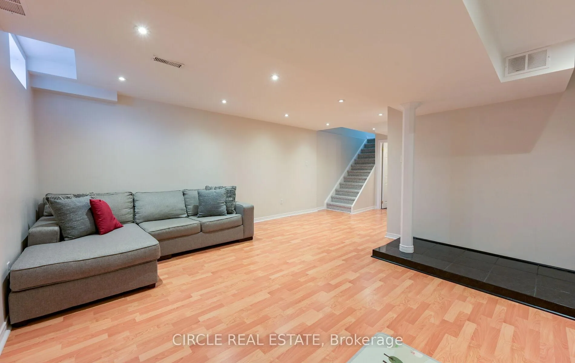 Photo 30 of 168 Twin Pines Crescent, Brampton, Northwest Sandalwood Parkway — HOMEH