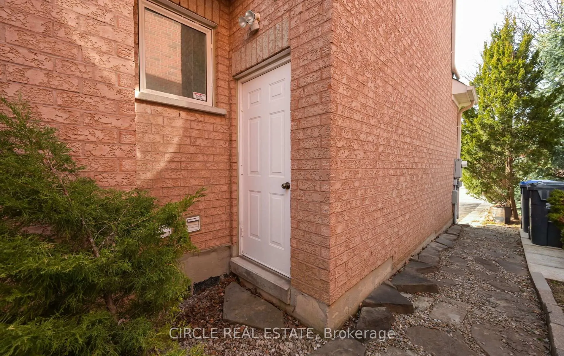 Photo 37 of 168 Twin Pines Crescent, Brampton, Northwest Sandalwood Parkway — HOMEH