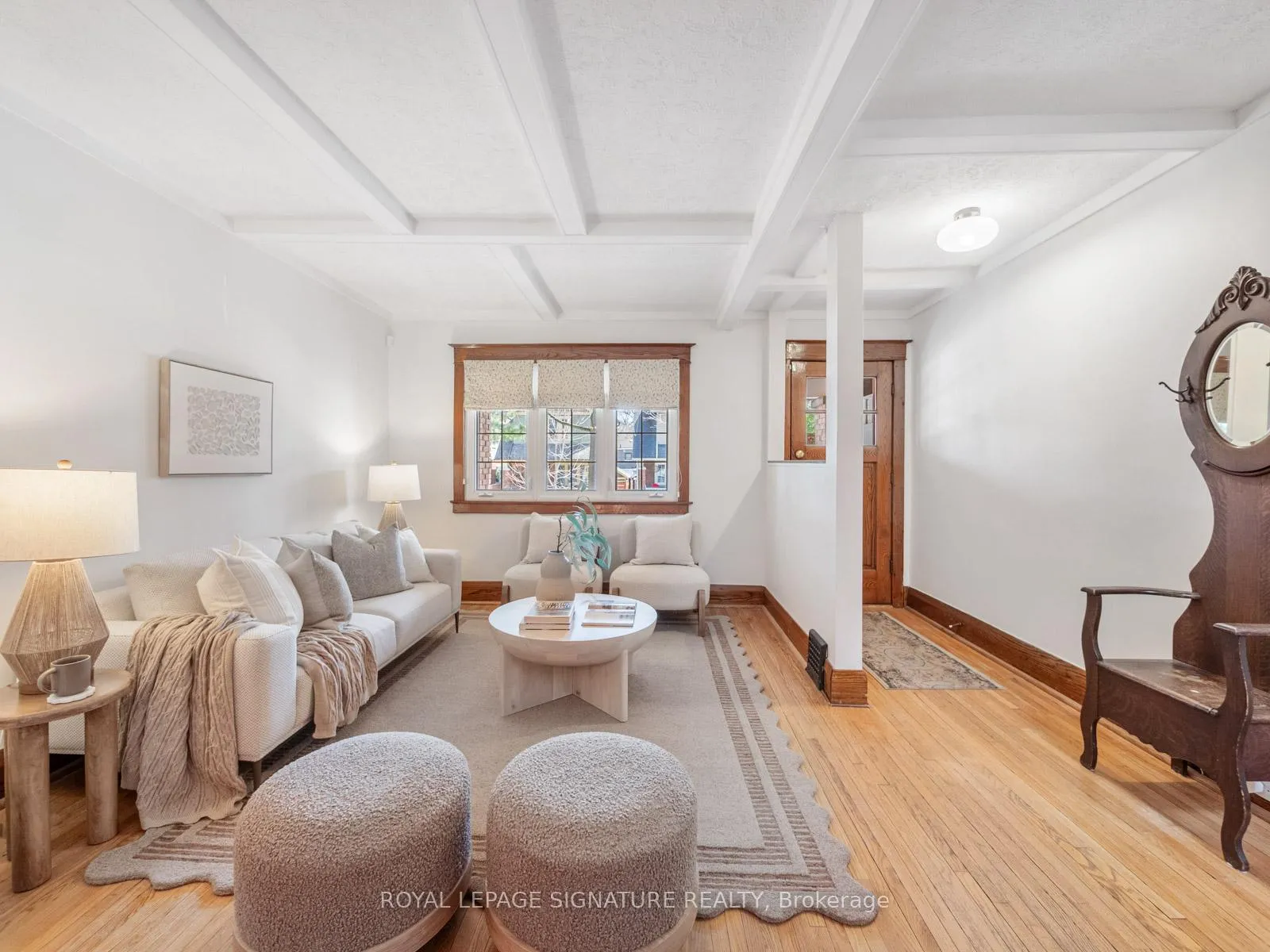 Photo 6 of 120 Hollywood Crescent, Toronto, Woodbine Corridor — HOMEH