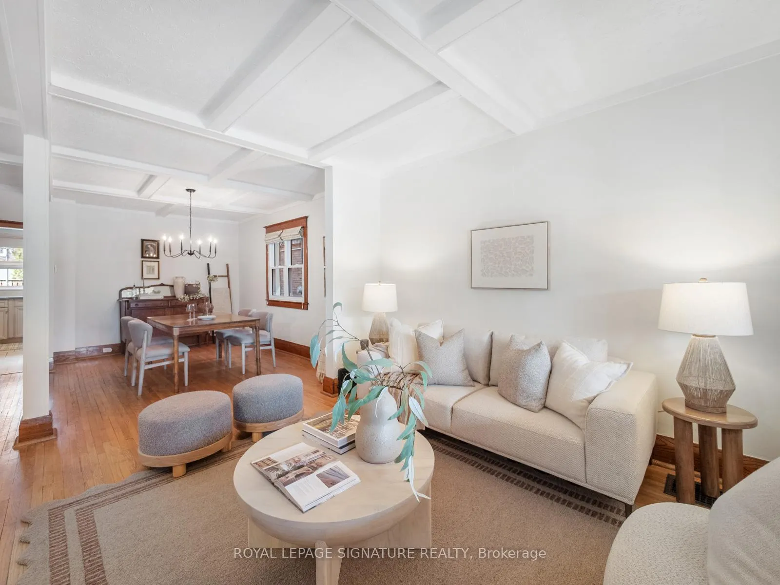 Photo 8 of 120 Hollywood Crescent, Toronto, Woodbine Corridor — HOMEH