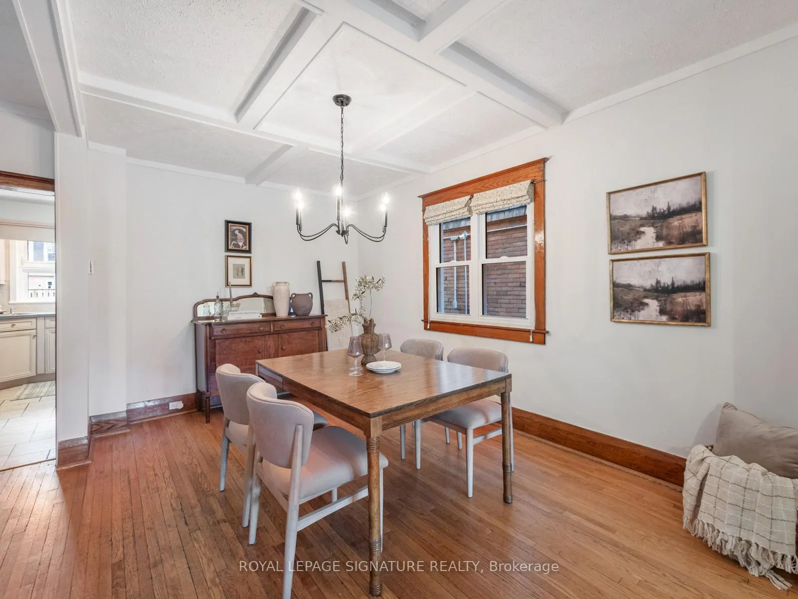Photo 9 of 120 Hollywood Crescent, Toronto, Woodbine Corridor — HOMEH