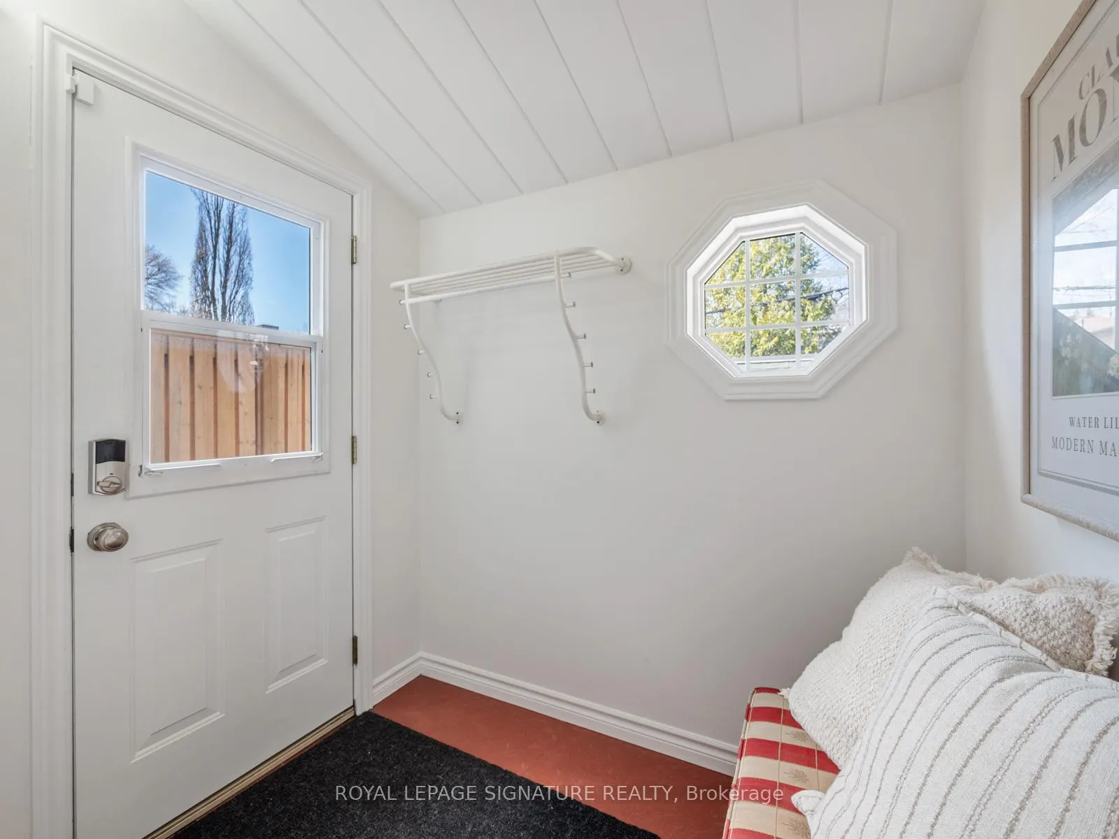 Photo 19 of 120 Hollywood Crescent, Toronto, Woodbine Corridor — HOMEH