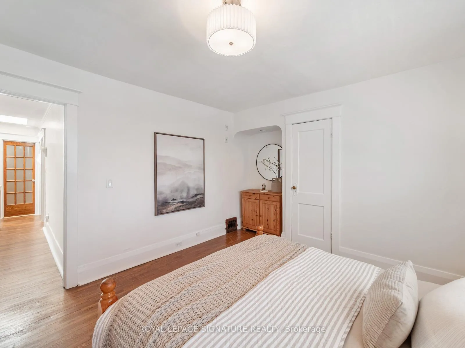 Photo 23 of 120 Hollywood Crescent, Toronto, Woodbine Corridor — HOMEH