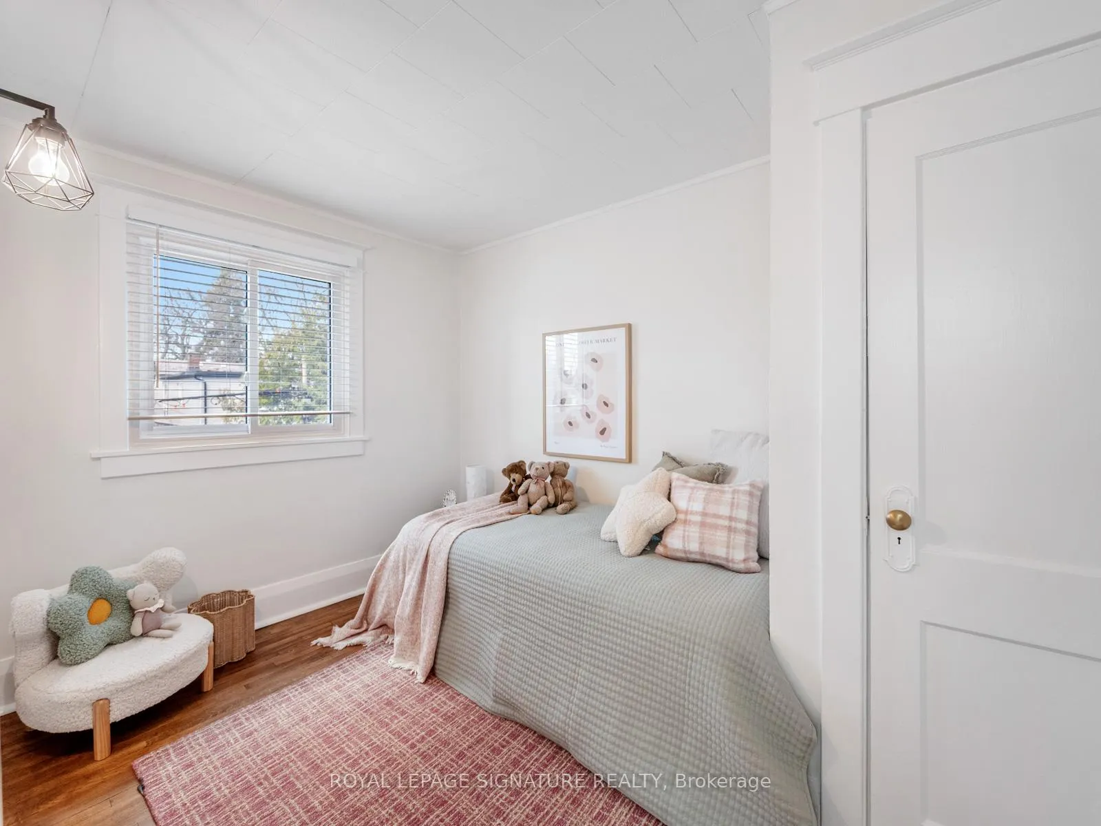 Photo 27 of 120 Hollywood Crescent, Toronto, Woodbine Corridor — HOMEH