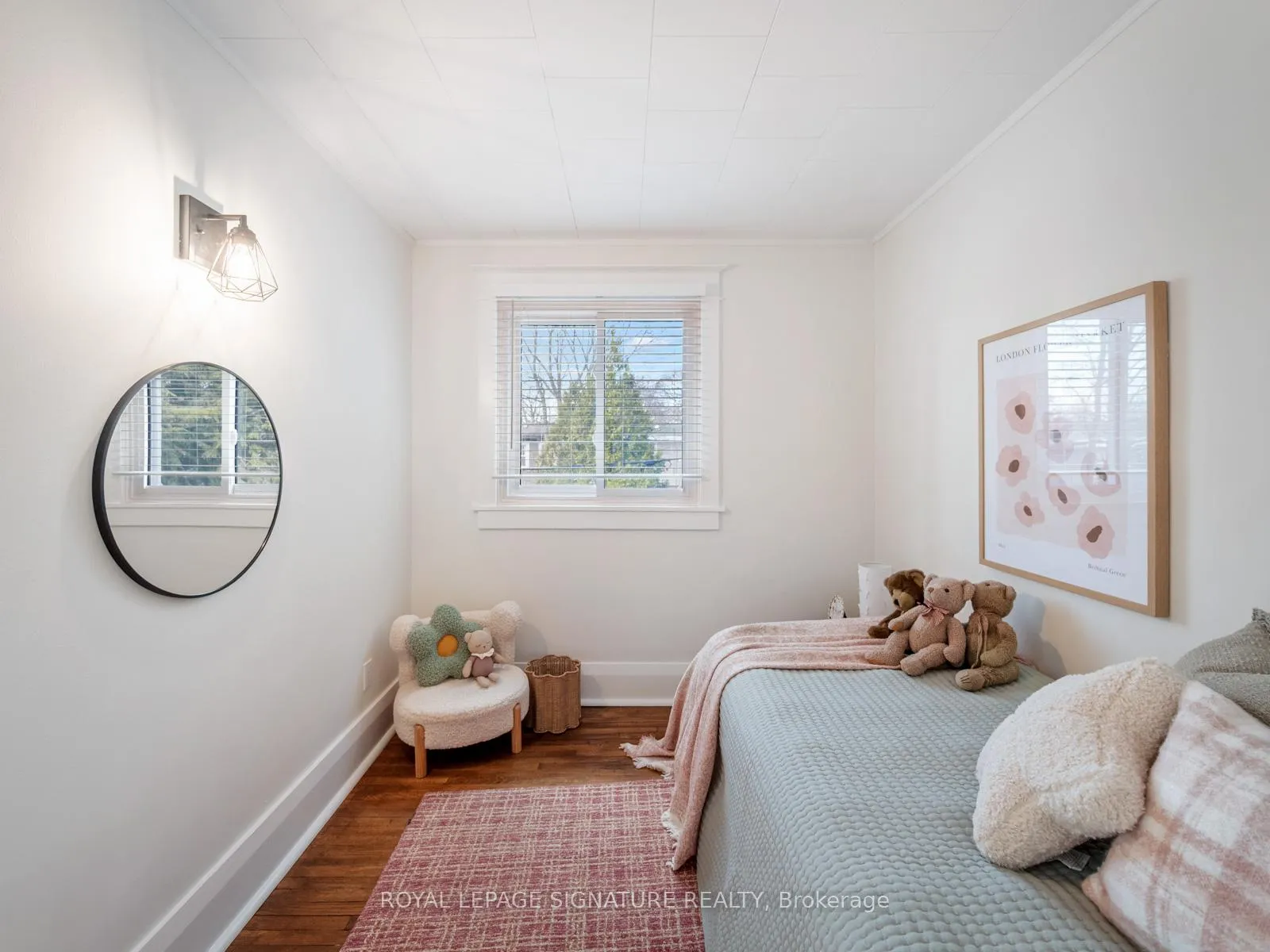 Photo 28 of 120 Hollywood Crescent, Toronto, Woodbine Corridor — HOMEH