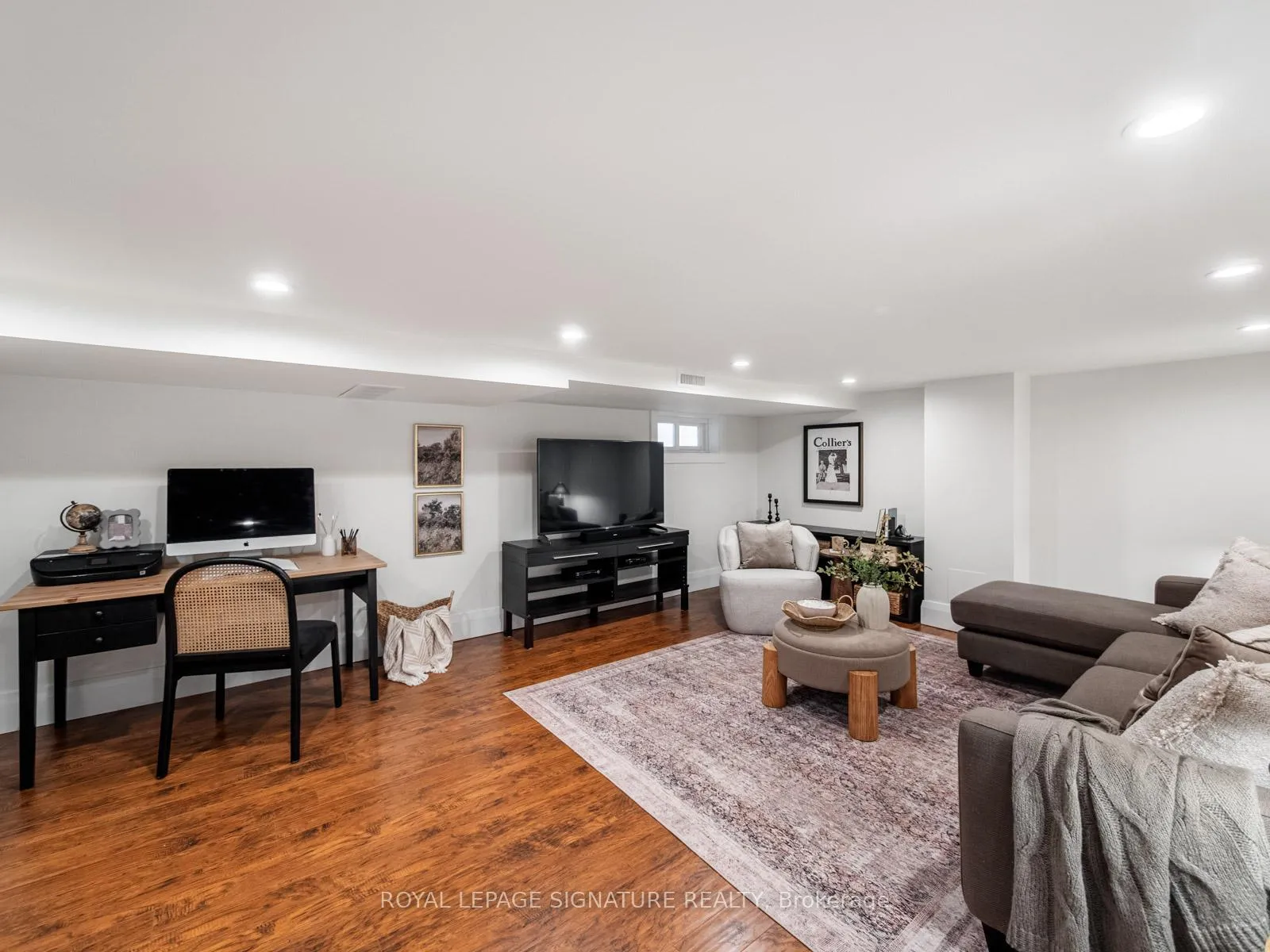 Photo 32 of 120 Hollywood Crescent, Toronto, Woodbine Corridor — HOMEH