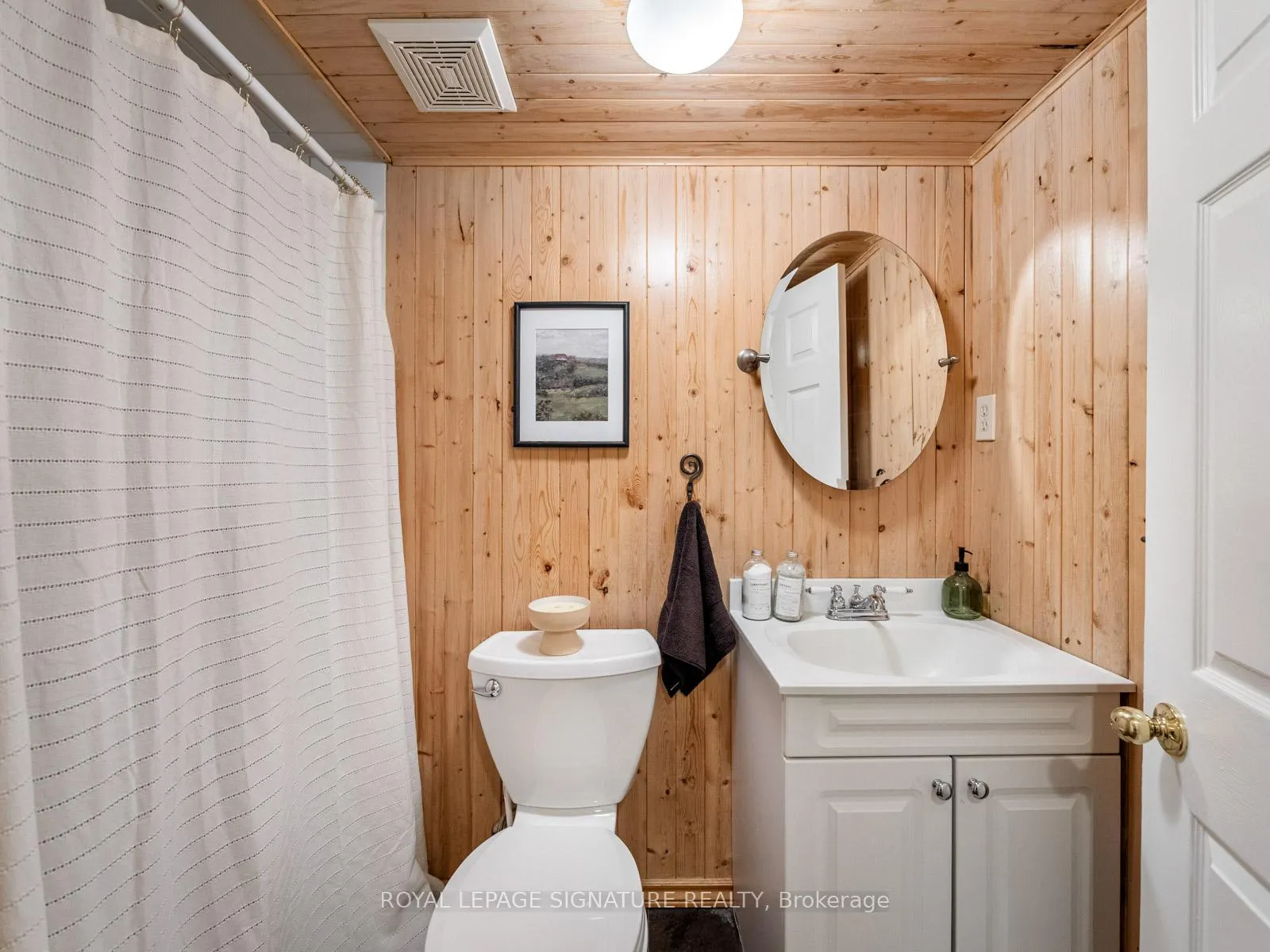 Photo 37 of 120 Hollywood Crescent, Toronto, Woodbine Corridor — HOMEH