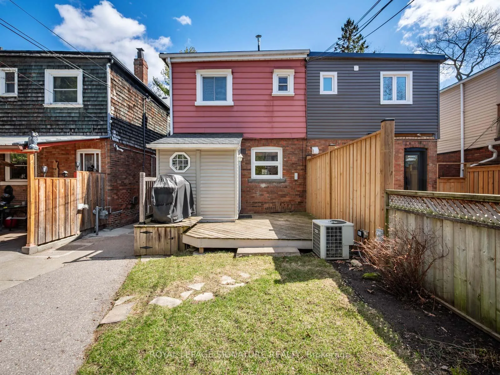 Photo 41 of 120 Hollywood Crescent, Toronto, Woodbine Corridor — HOMEH