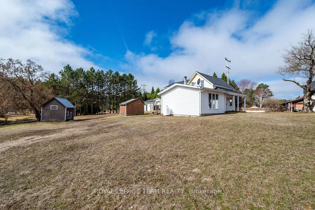 Photo 14 of 3709 Old Barrys Bay Road, Madawaska Valley, Madawaska Valley — HOMEH