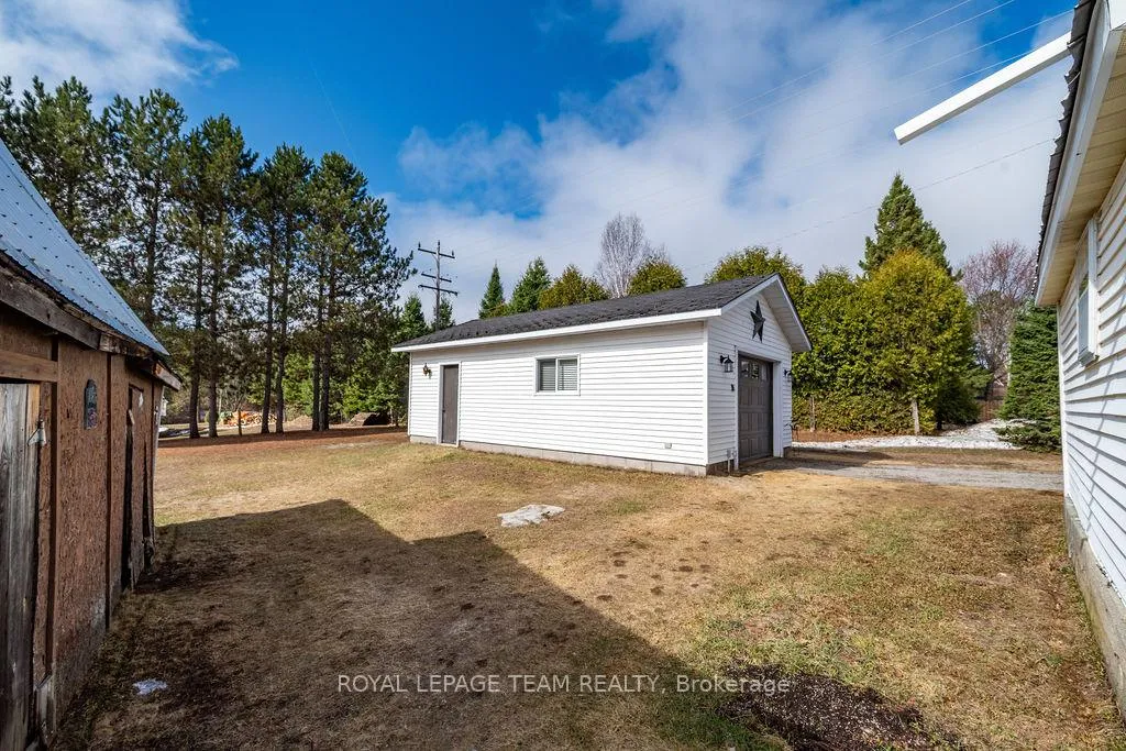 Photo 15 of 3709 Old Barrys Bay Road, Madawaska Valley, Madawaska Valley — HOMEH