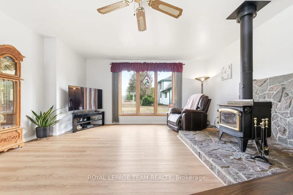 Photo 39 of 3709 Old Barrys Bay Road, Madawaska Valley, Madawaska Valley — HOMEH