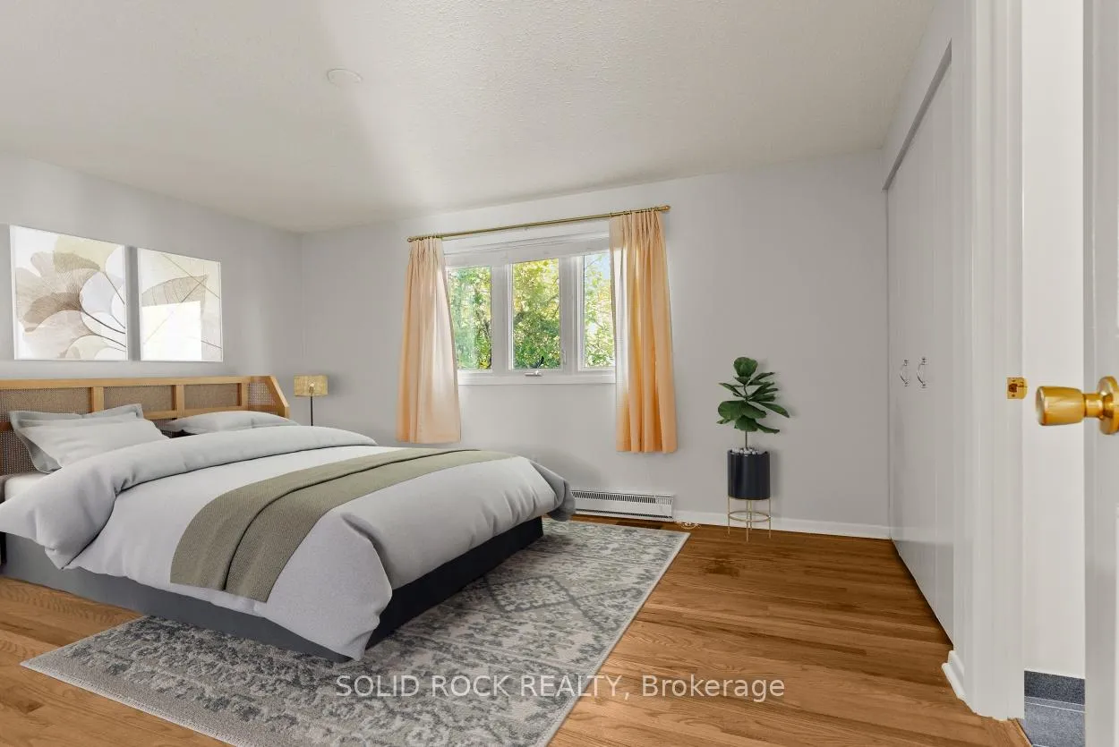 Photo 12 of 26 A & B Ettrick Crescent, Ottawa, Barrhaven - Pheasant Run — HOMEH
