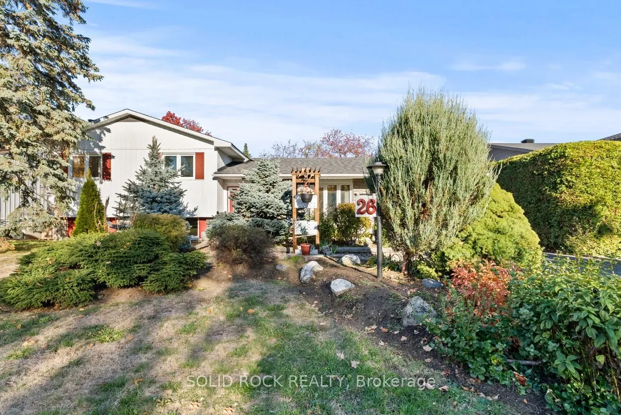 Photo 28 of 26 A & B Ettrick Crescent, Ottawa, Barrhaven - Pheasant Run — HOMEH