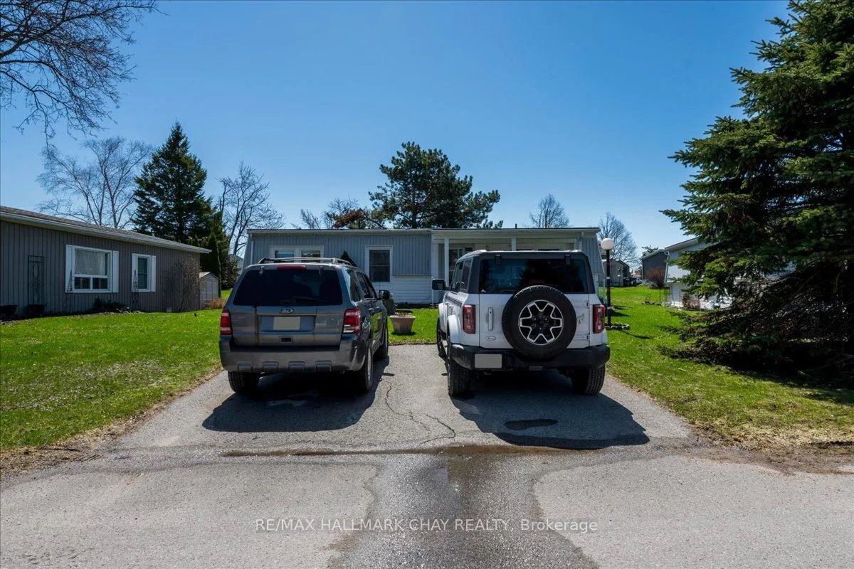 Photo 20 of 79 Linden Lane, Innisfil, Rural Innisfil — HOMEH