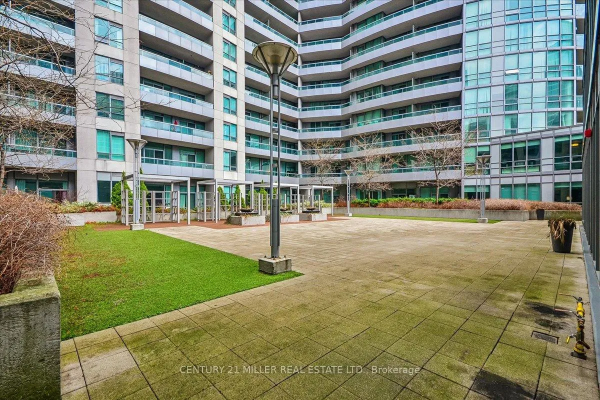 Photo 14 of Unit 326, 25 Lower Simcoe Street, Toronto, Waterfront Communities — HOMEH