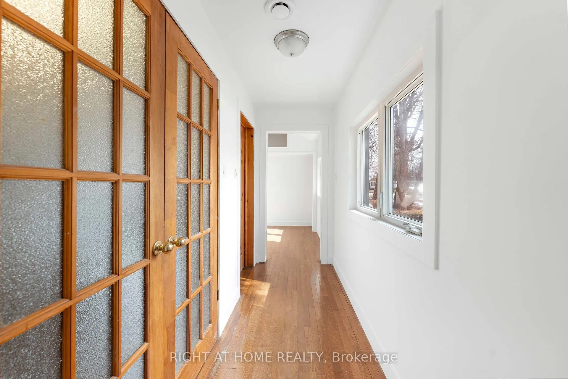 Photo 20 of 260 Beach Road, Innisfil, Gilford — HOMEH