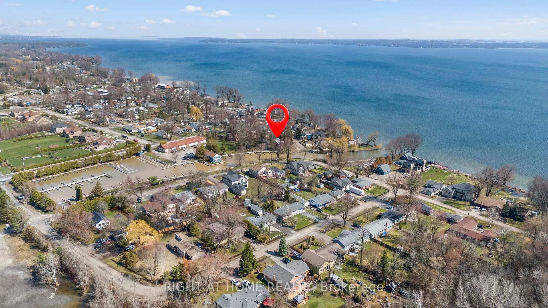 Photo 39 of 260 Beach Road, Innisfil, Gilford — HOMEH