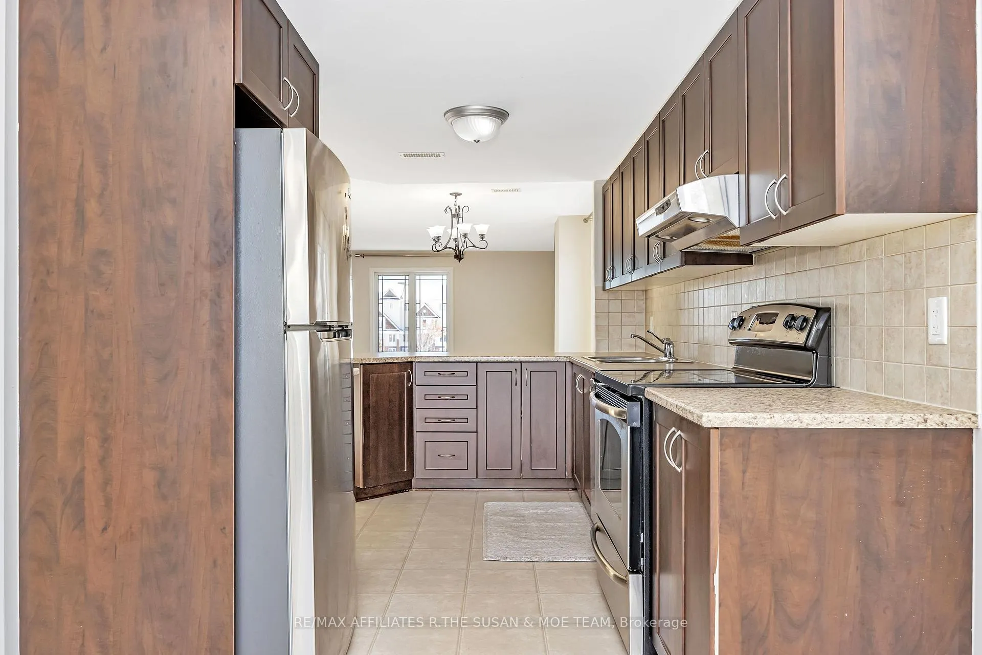 Photo 15 of 753 Lakeridge Drive, Ottawa, Avalon East — HOMEH