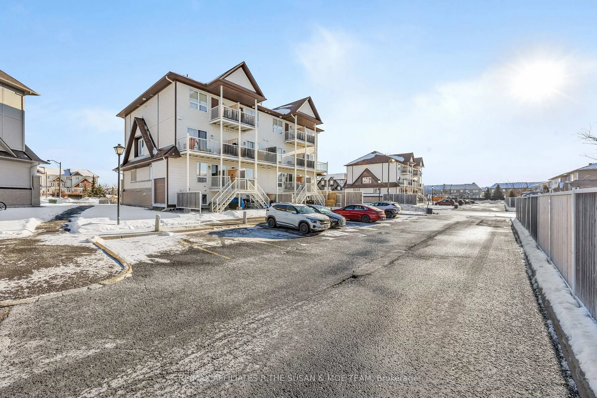 Photo 40 of 753 Lakeridge Drive, Ottawa, Avalon East — HOMEH