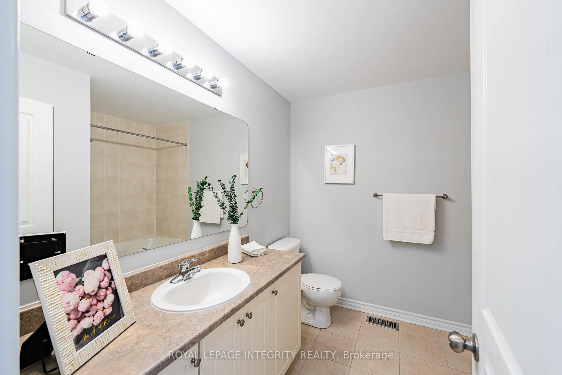 Photo 26 of 12 Saddlesmith Circle, Ottawa, Kanata - Emerald Meadows/Trailwest — HOMEH