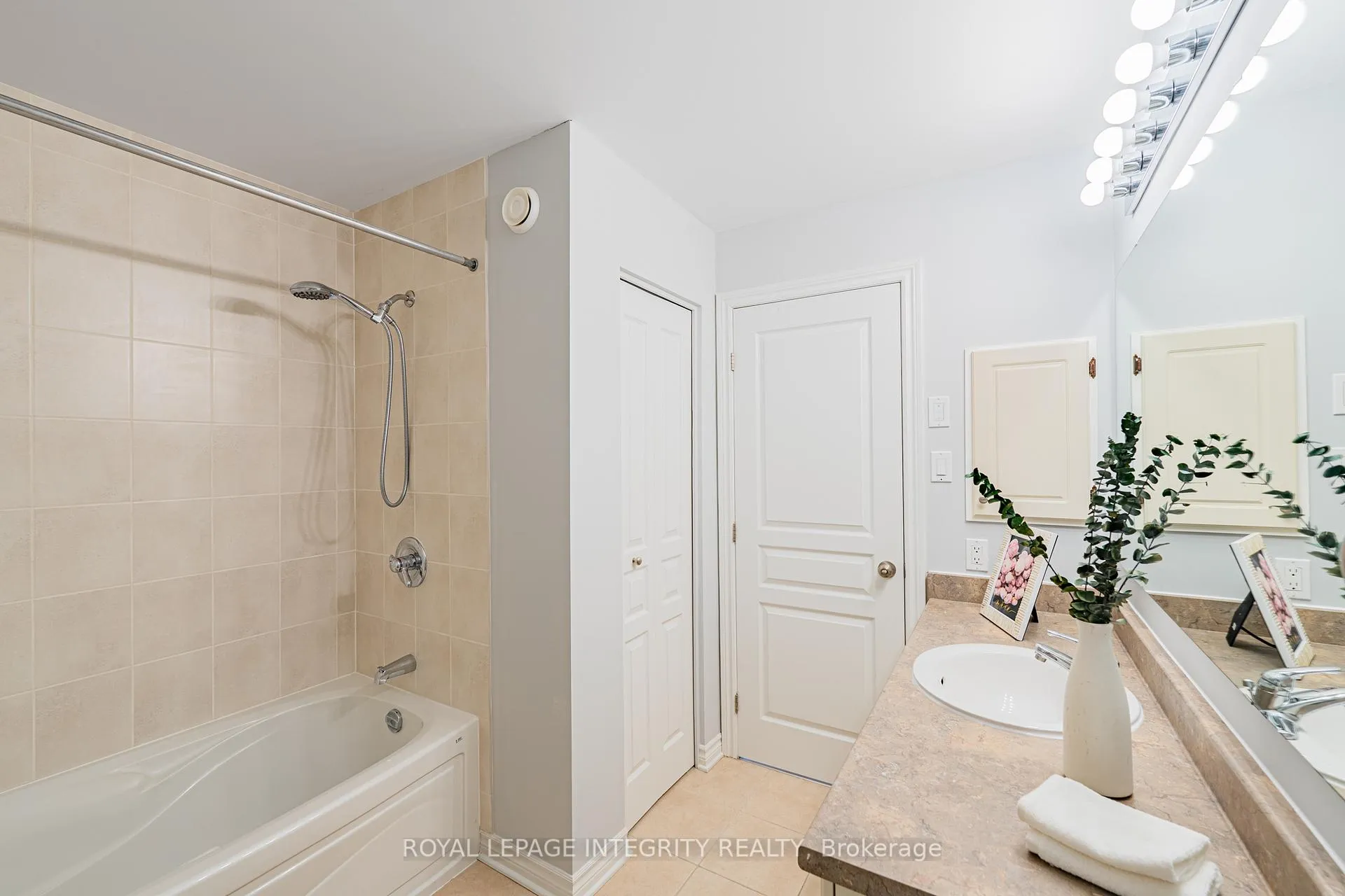 Photo 27 of 12 Saddlesmith Circle, Ottawa, Kanata - Emerald Meadows/Trailwest — HOMEH