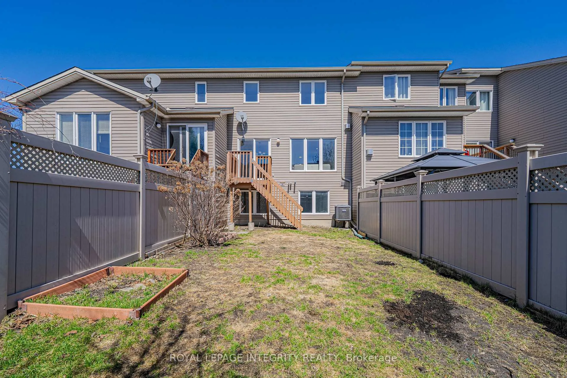 Photo 33 of 12 Saddlesmith Circle, Ottawa, Kanata - Emerald Meadows/Trailwest — HOMEH