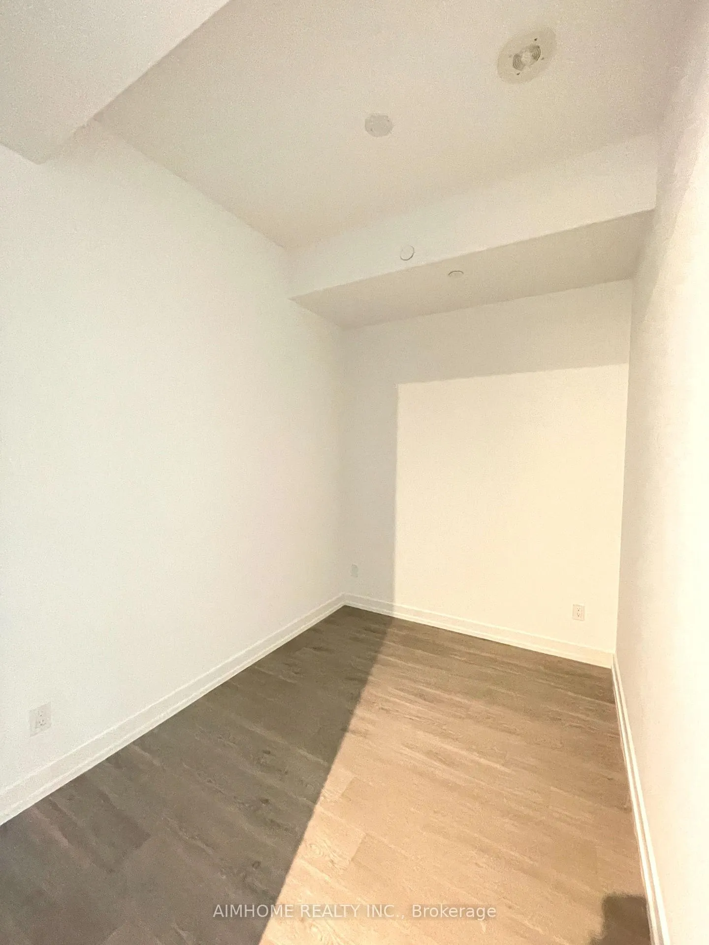 Photo 10 of Unit 2602, 8 Wellesley Street W, Toronto, Bay Street Corridor — HOMEH