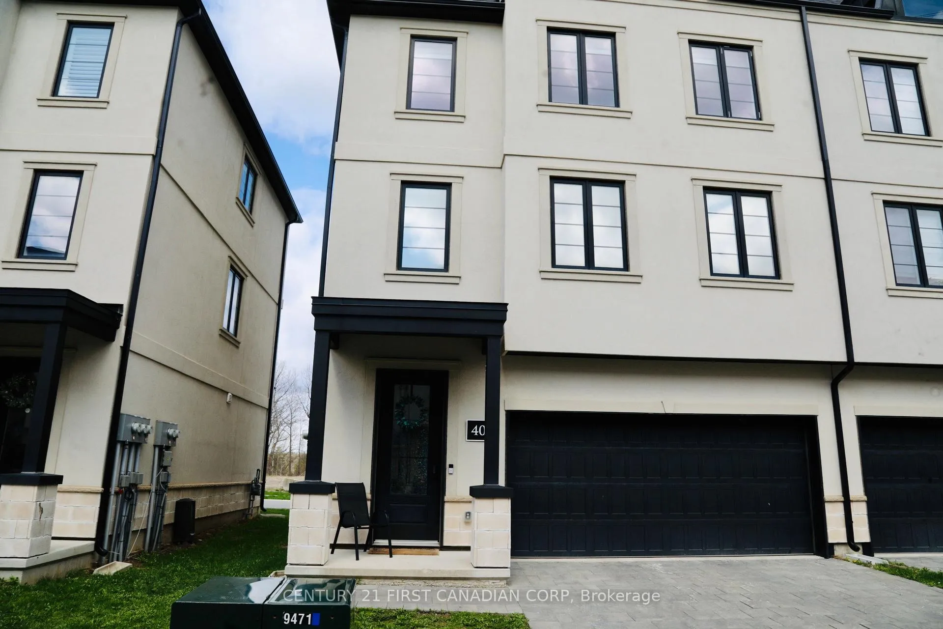 Photo 2 of 409 Callaway Road, London, North R — HOMEH
