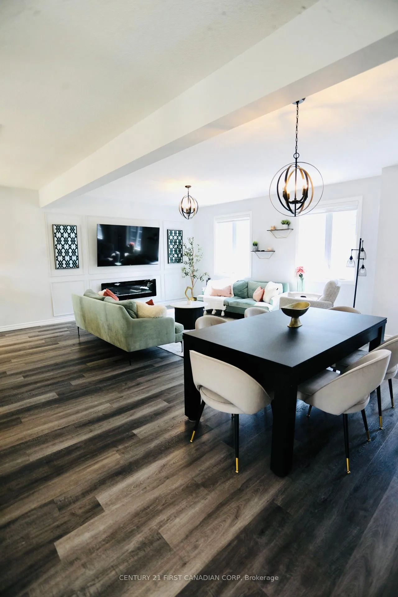Photo 8 of 409 Callaway Road, London, North R — HOMEH