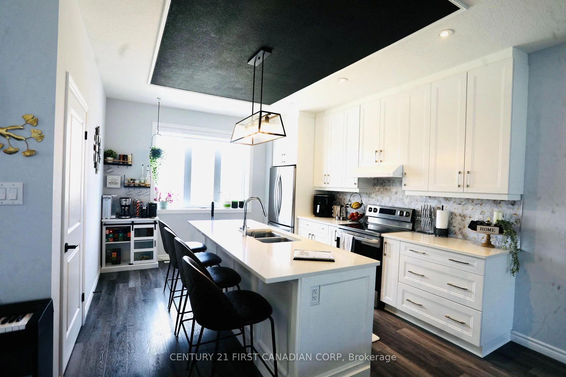 Photo 13 of 409 Callaway Road, London, North R — HOMEH