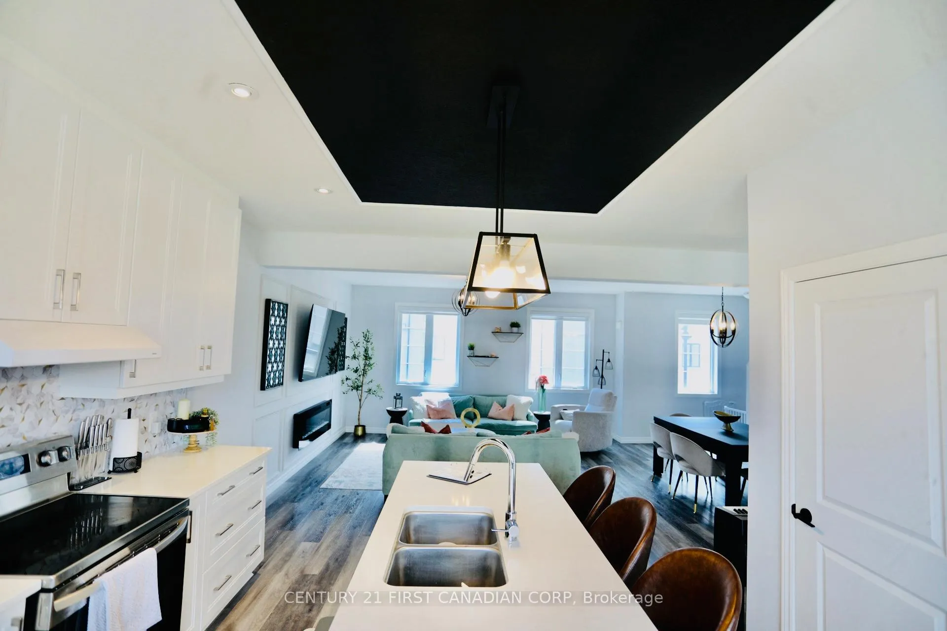 Photo 14 of 409 Callaway Road, London, North R — HOMEH