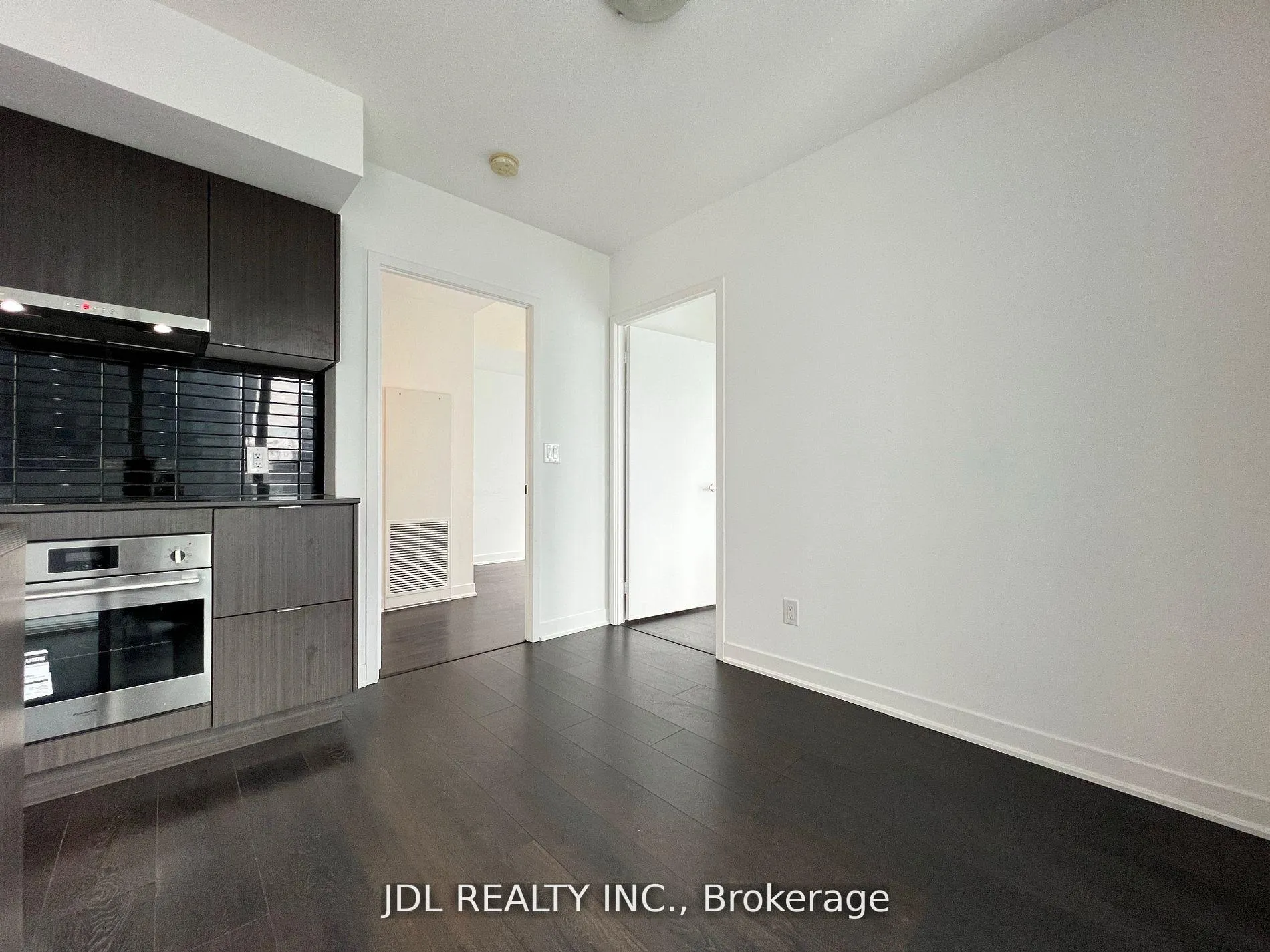 Photo 5 of Unit 3010, 88 Harbour Street, Toronto, Waterfront Communities — HOMEH