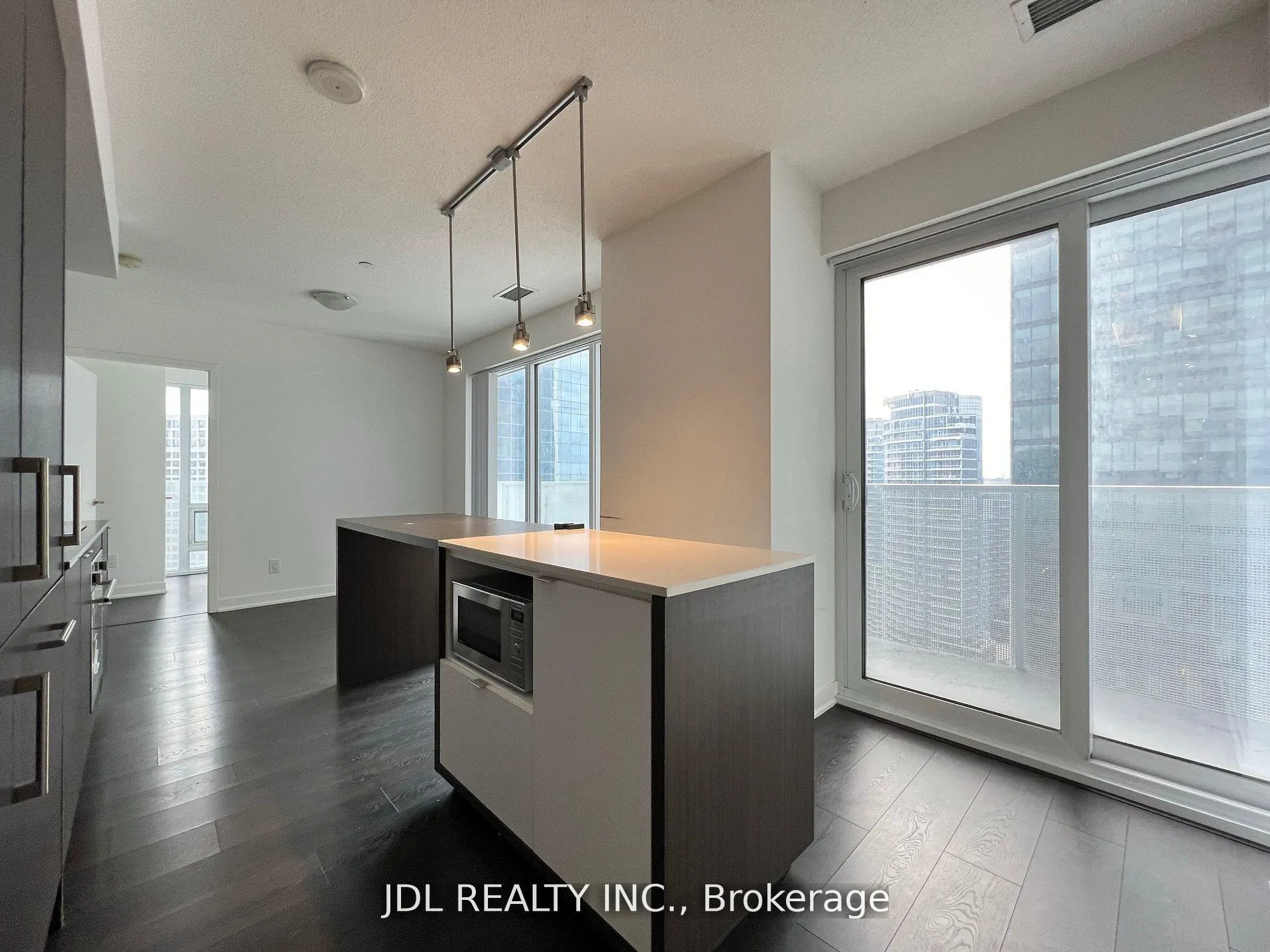 Photo 6 of Unit 3010, 88 Harbour Street, Toronto, Waterfront Communities — HOMEH