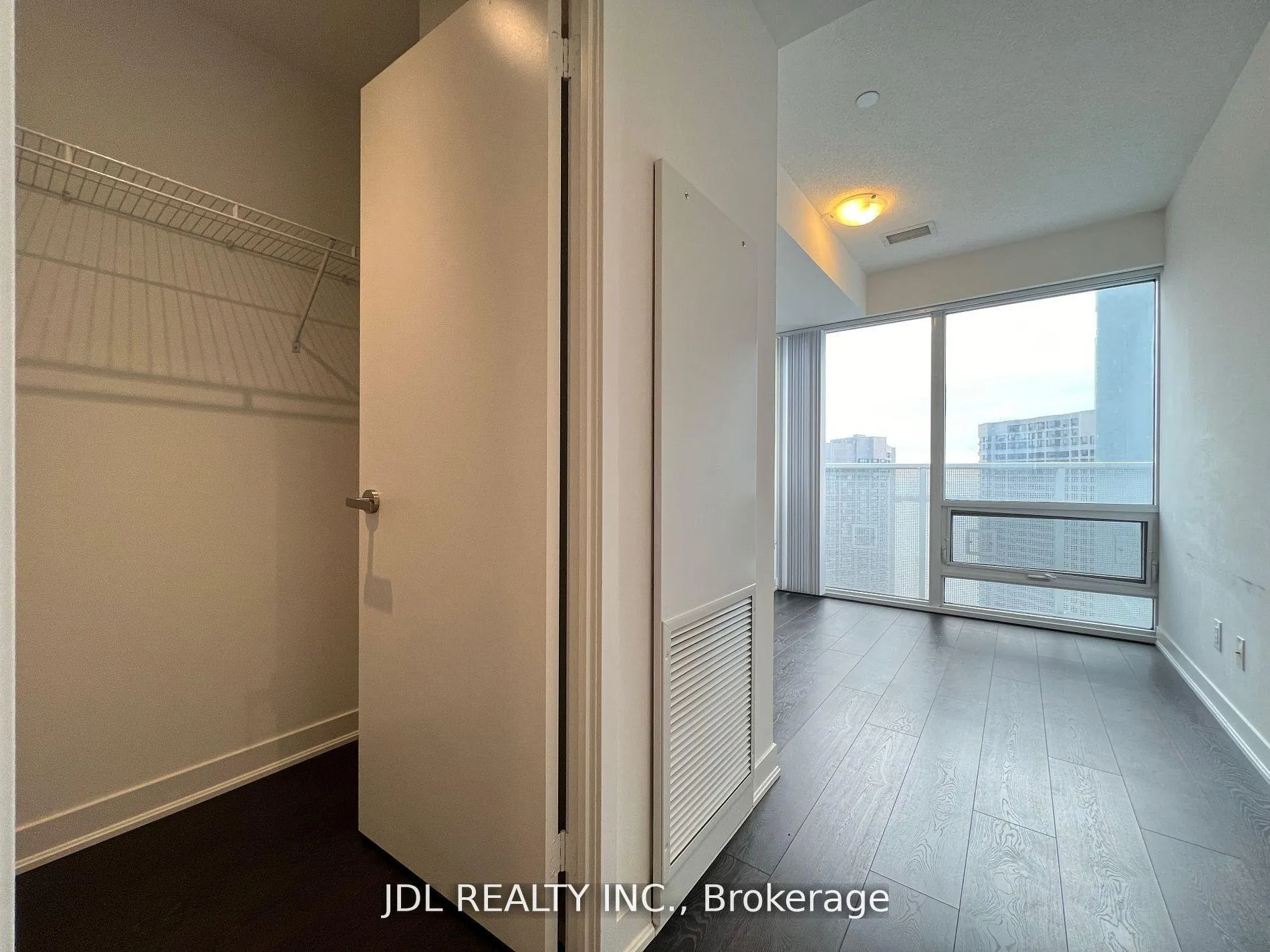 Photo 9 of Unit 3010, 88 Harbour Street, Toronto, Waterfront Communities — HOMEH