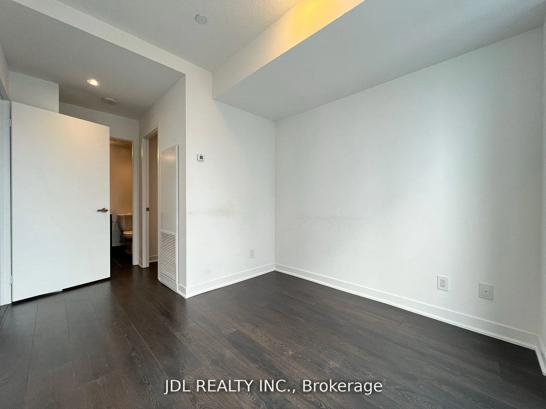 Photo 10 of Unit 3010, 88 Harbour Street, Toronto, Waterfront Communities — HOMEH
