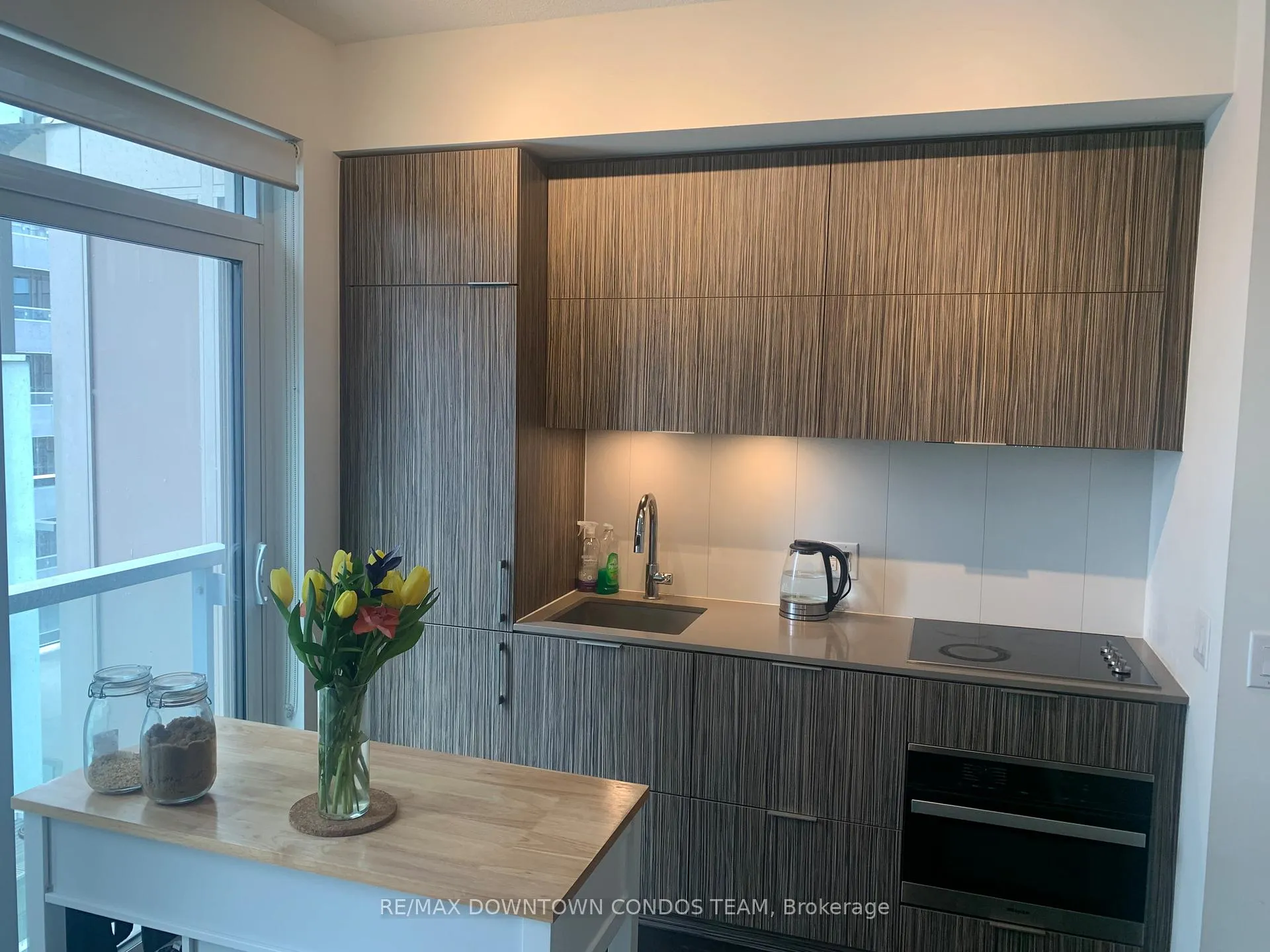Photo 9 of Unit 812, 20 Richardson Street, Toronto, Waterfront Communities — HOMEH