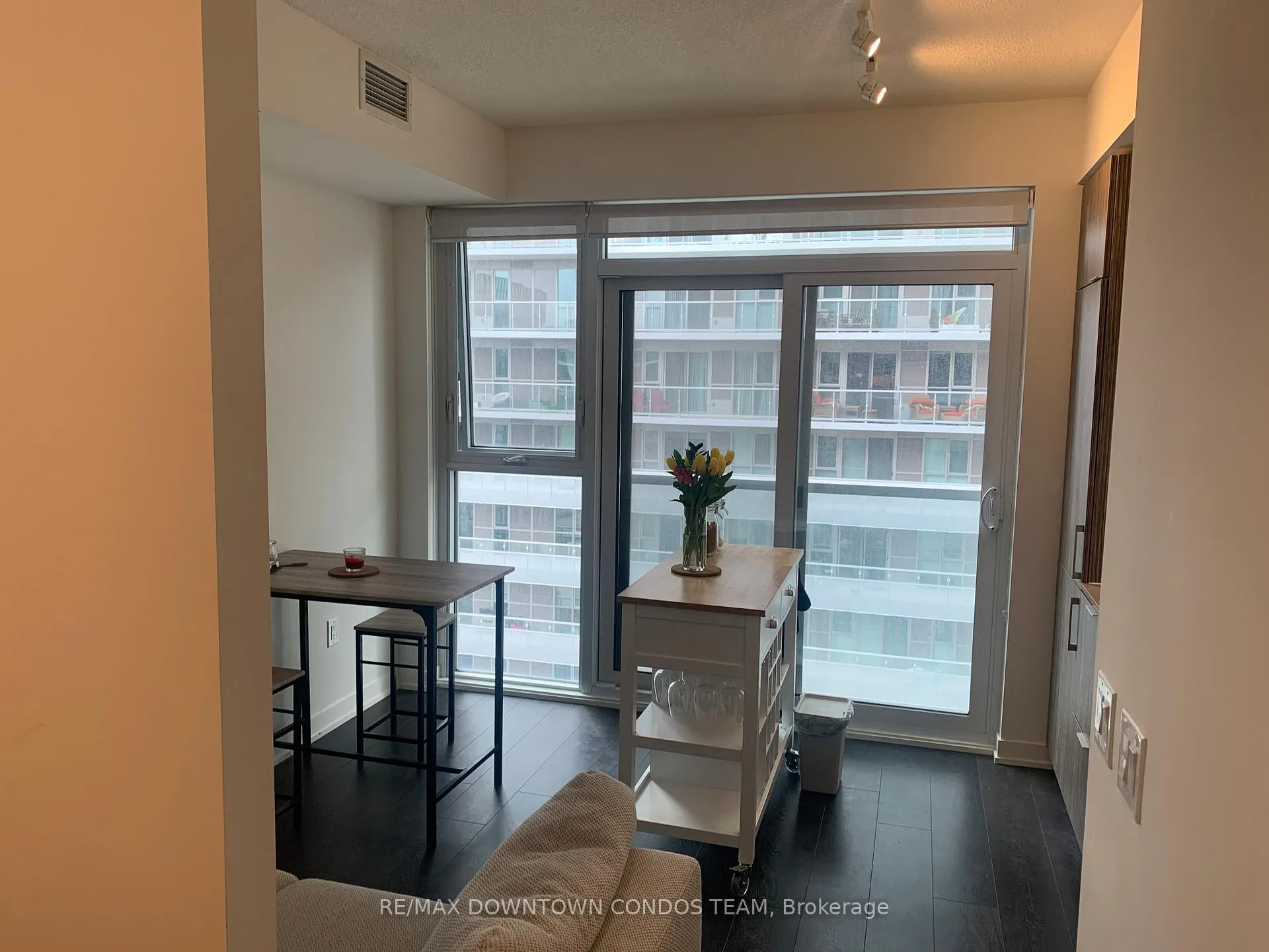 Photo 10 of Unit 812, 20 Richardson Street, Toronto, Waterfront Communities — HOMEH