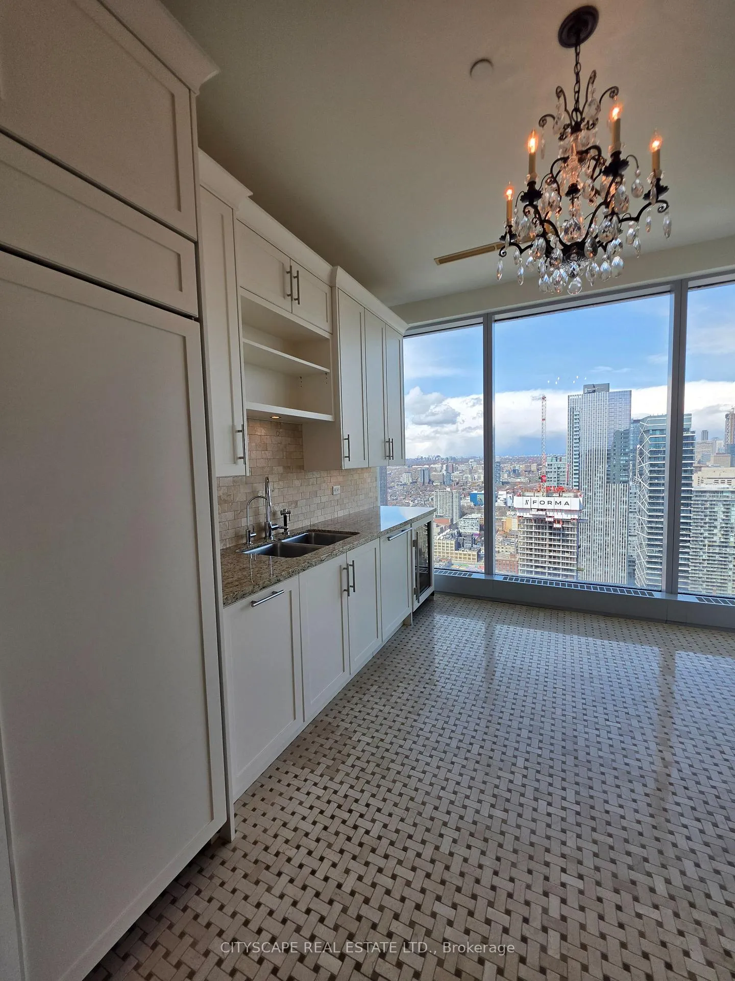 Photo 19 of Unit 4002, 183 Wellington Street, Toronto, Waterfront Communities — HOMEH