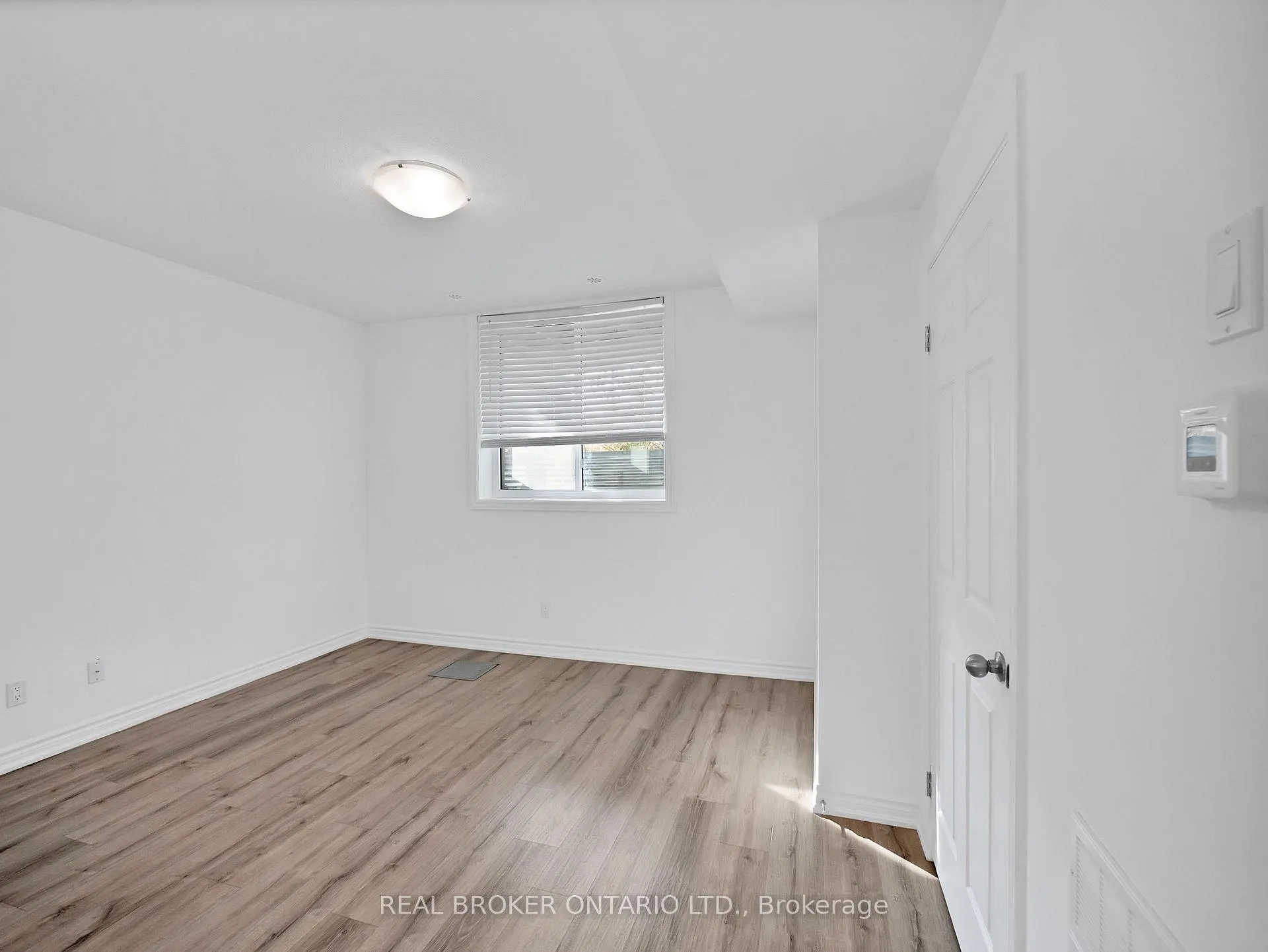 Photo 5 of Unit 9A, 164 Heiman Street, Kitchener, Southdale — HOMEH