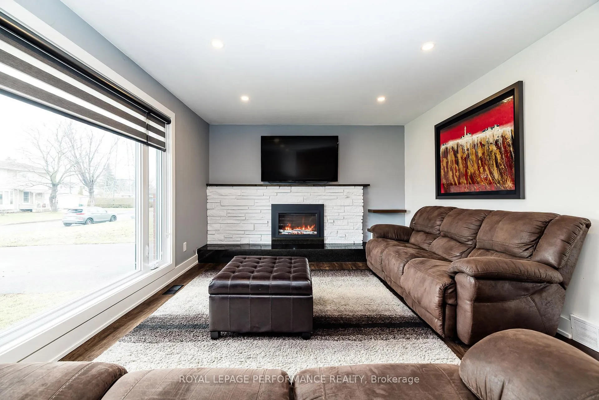 Photo 6 of 36 Largo Crescent, Ottawa, Meadowlands/Crestview — HOMEH