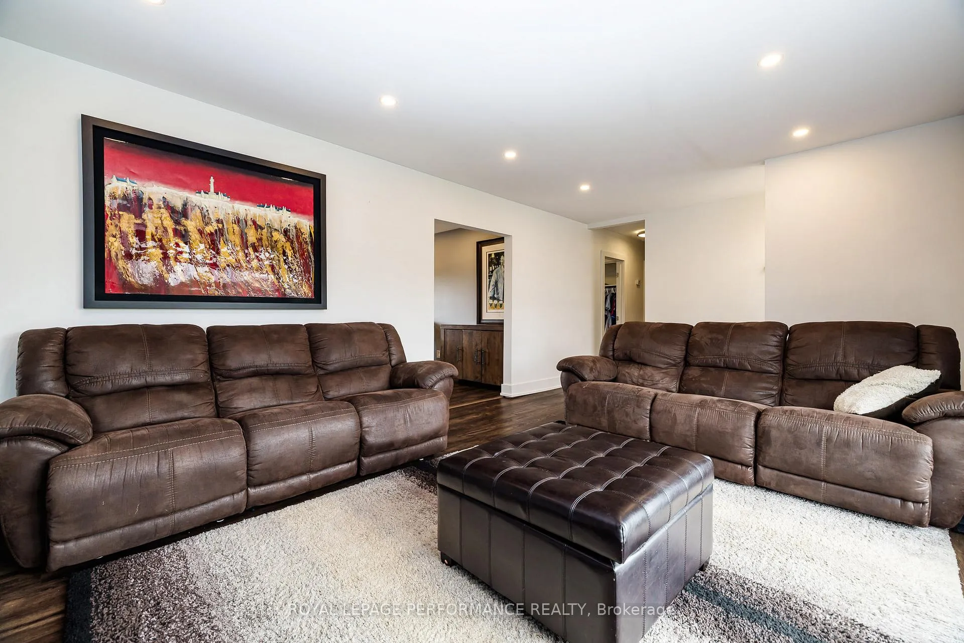 Photo 7 of 36 Largo Crescent, Ottawa, Meadowlands/Crestview — HOMEH
