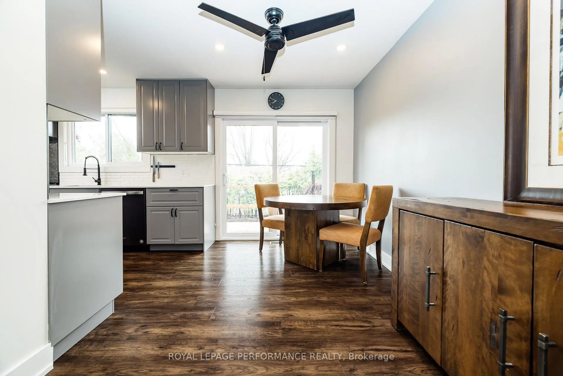 Photo 8 of 36 Largo Crescent, Ottawa, Meadowlands/Crestview — HOMEH