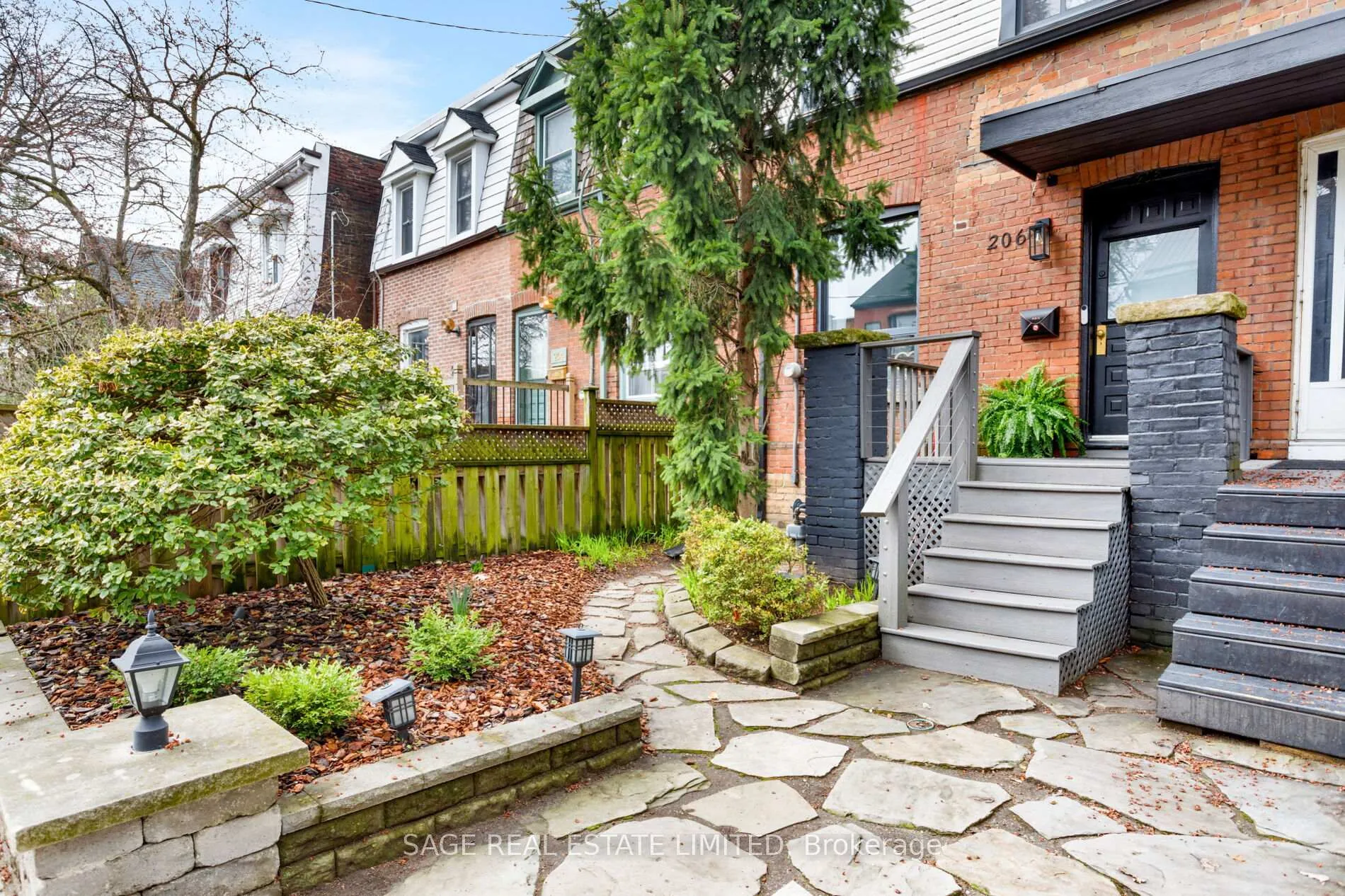 Photo 2 of 206 Hamilton Street, Toronto, South Riverdale — HOMEH
