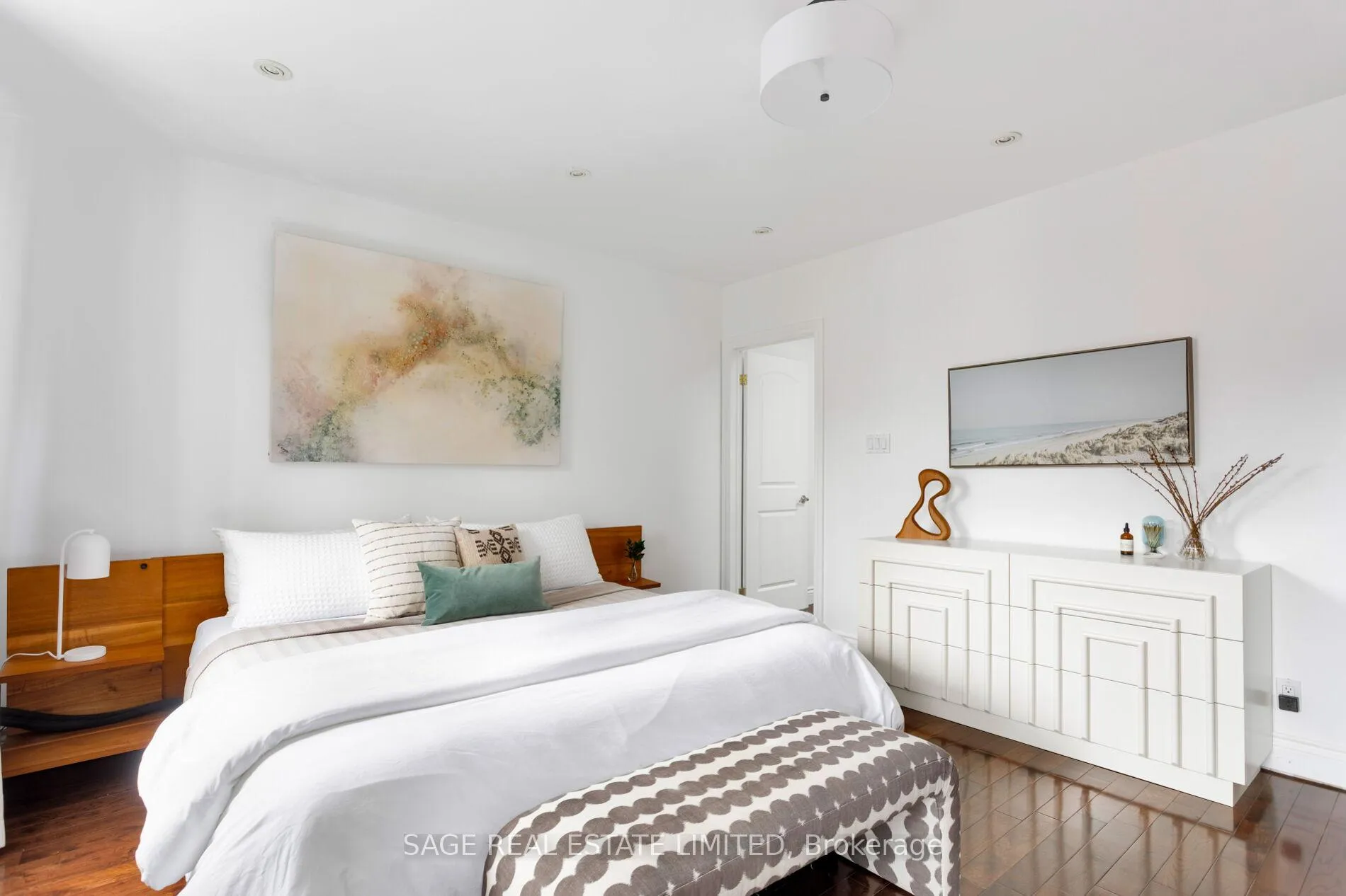 Photo 23 of 206 Hamilton Street, Toronto, South Riverdale — HOMEH