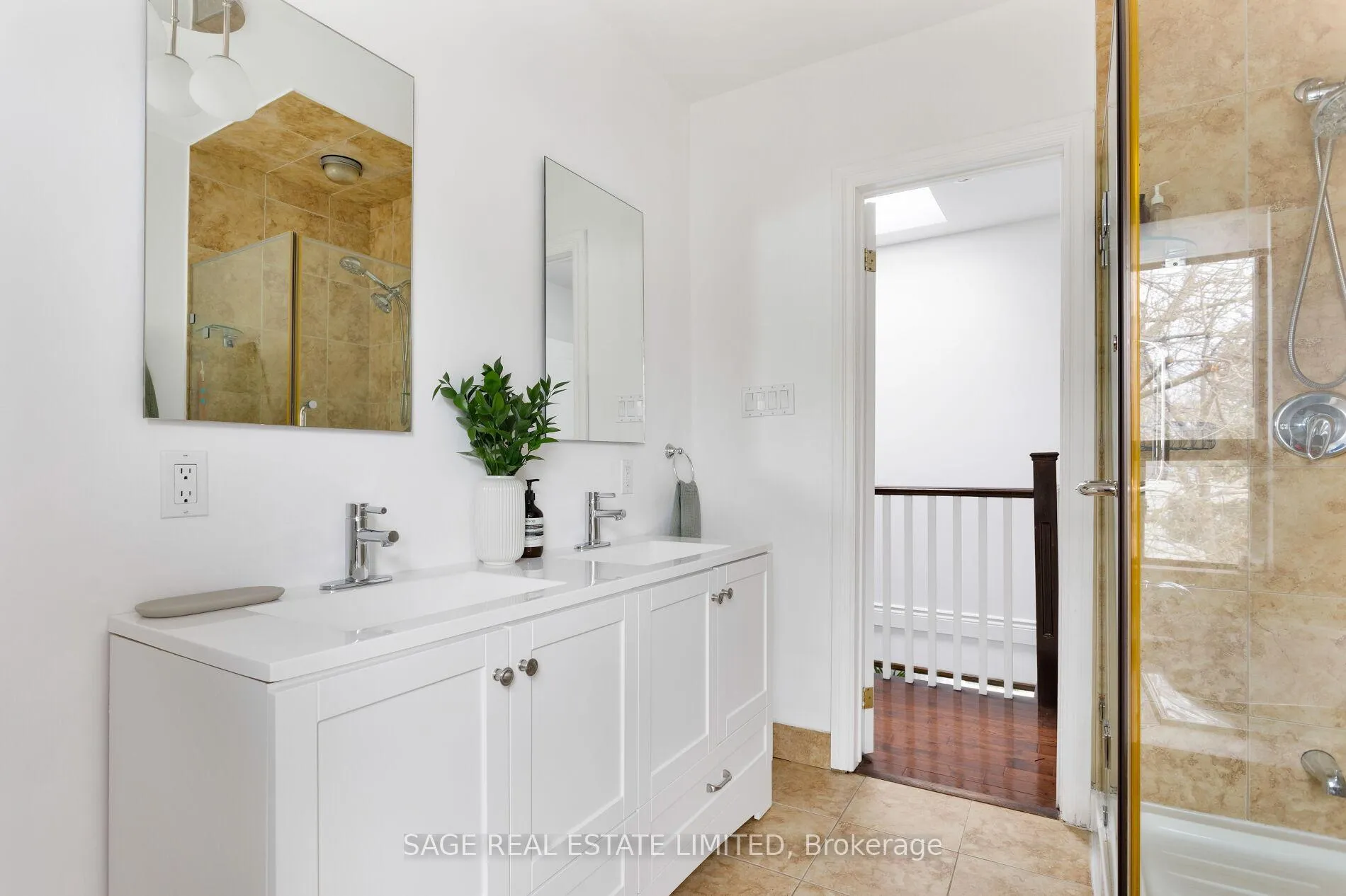 Photo 31 of 206 Hamilton Street, Toronto, South Riverdale — HOMEH