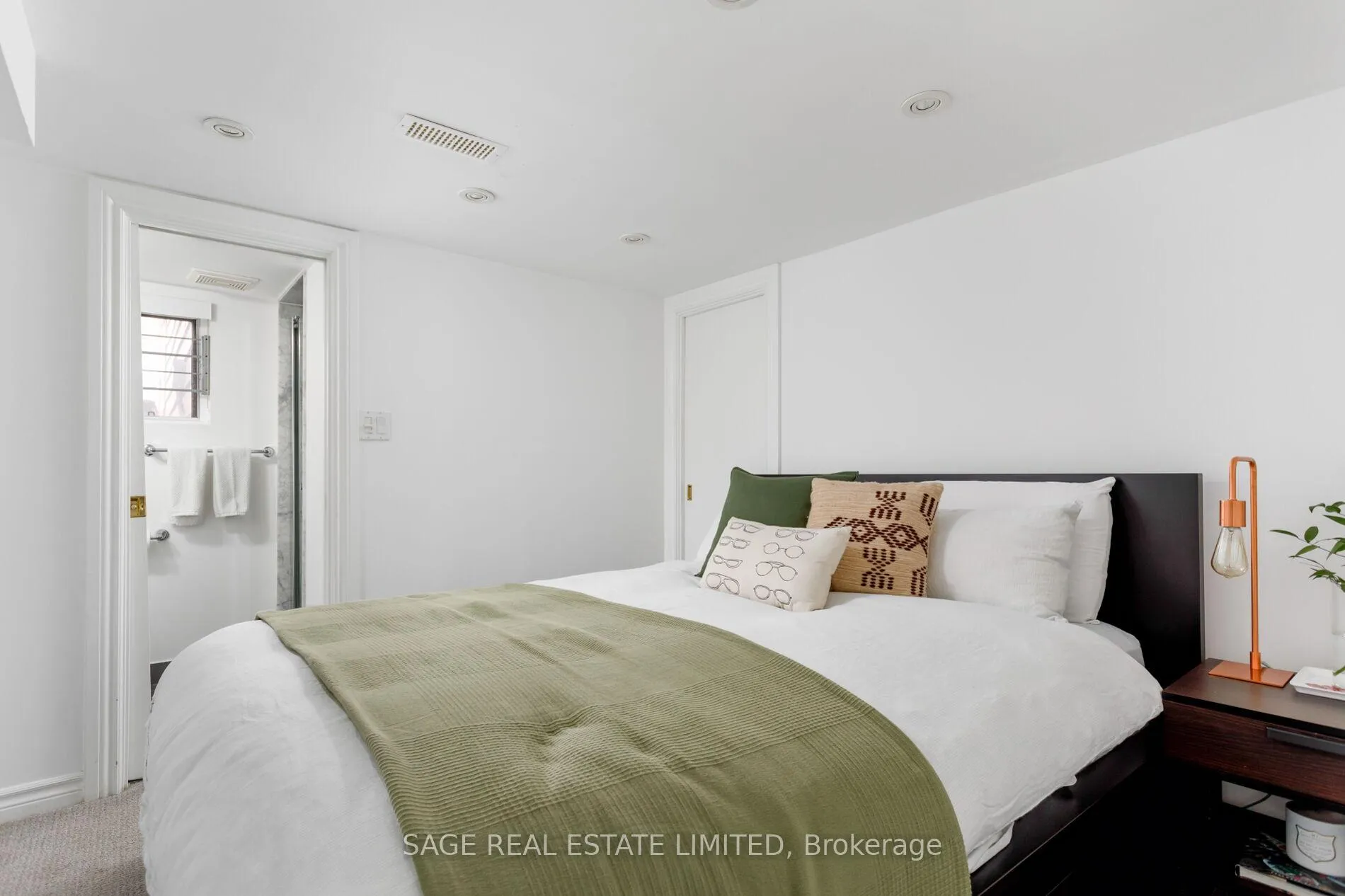 Photo 36 of 206 Hamilton Street, Toronto, South Riverdale — HOMEH