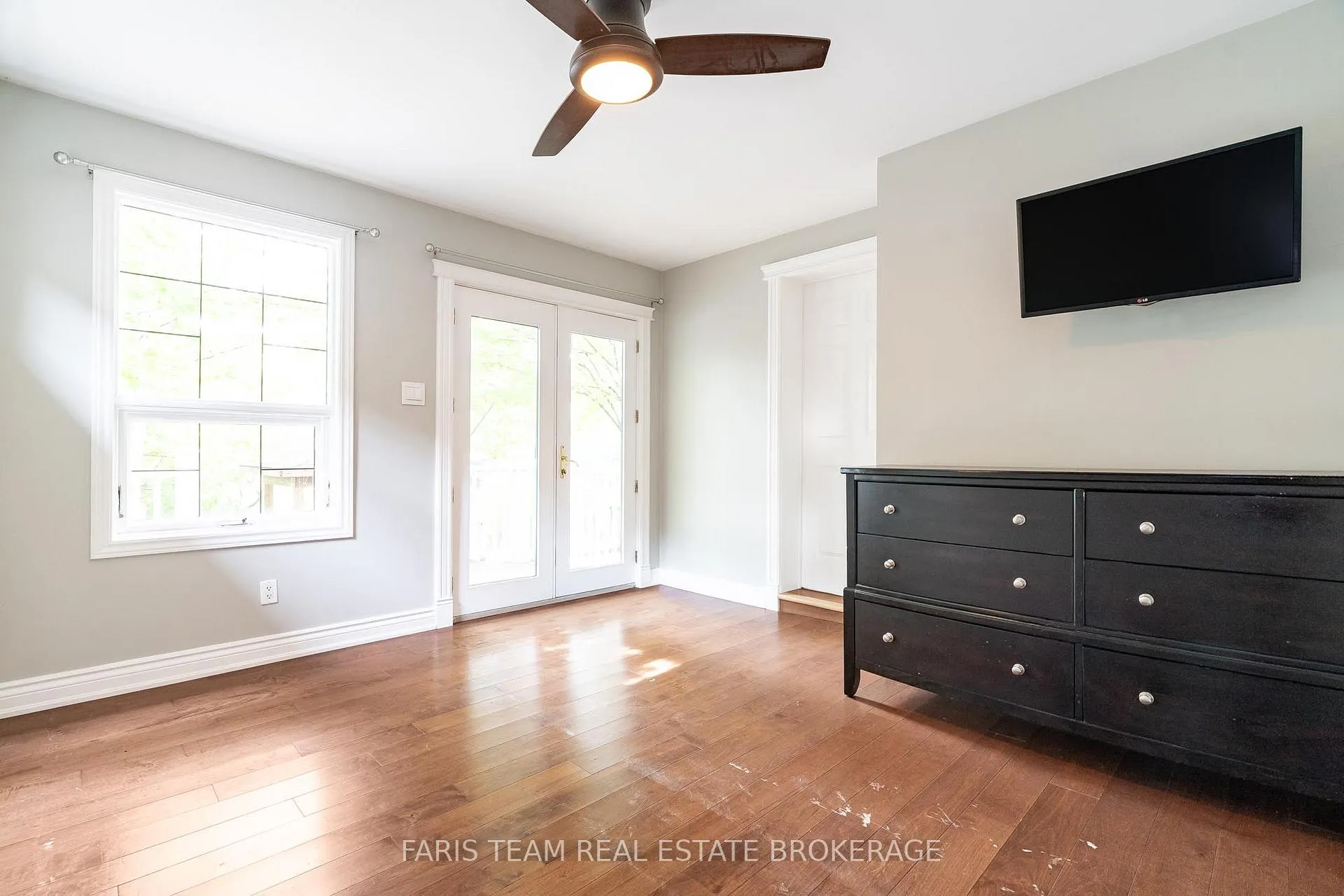 Photo 20 of 104 Knox Road E, Wasaga Beach — HOMEH