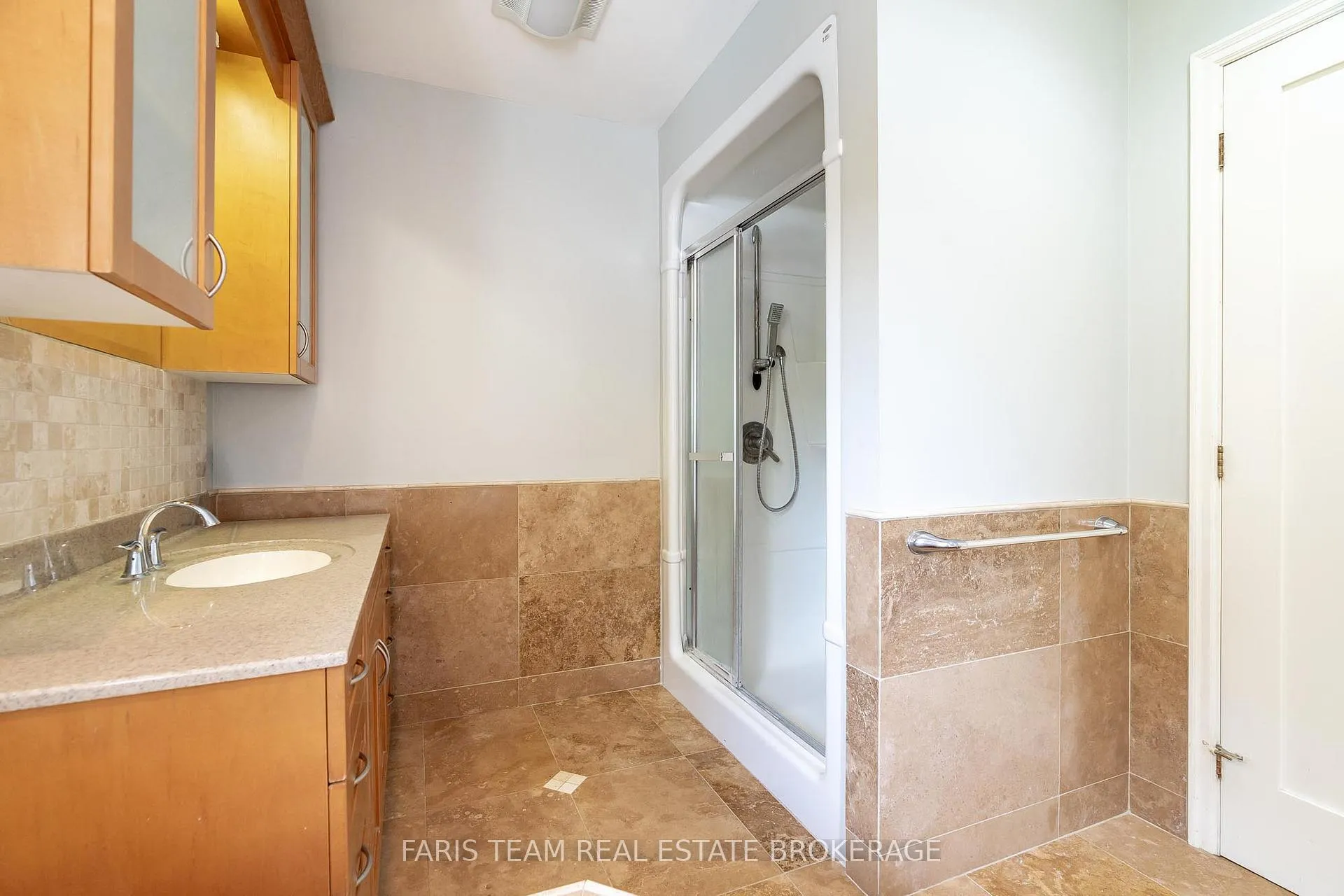Photo 30 of 104 Knox Road E, Wasaga Beach — HOMEH