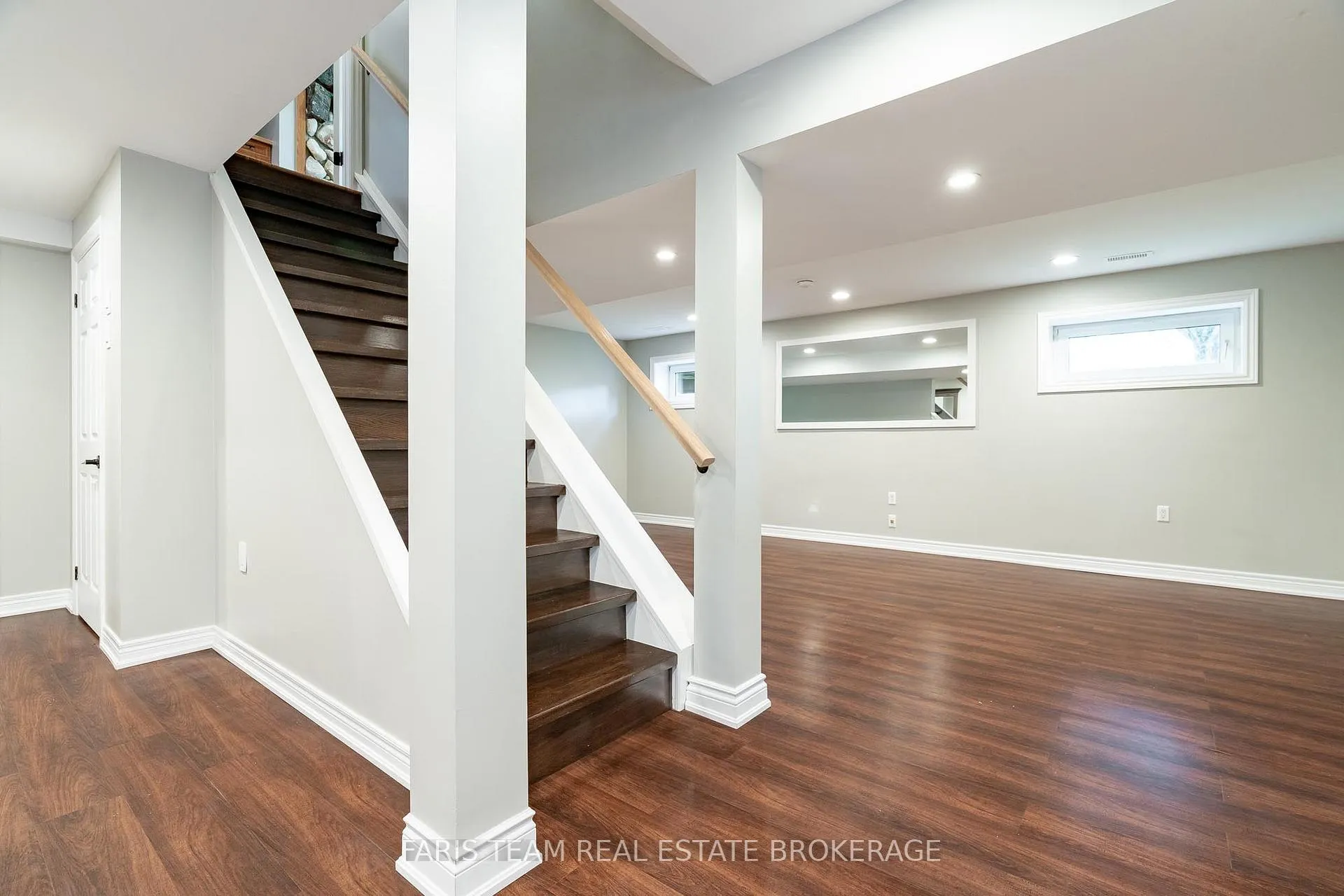 Photo 31 of 104 Knox Road E, Wasaga Beach — HOMEH